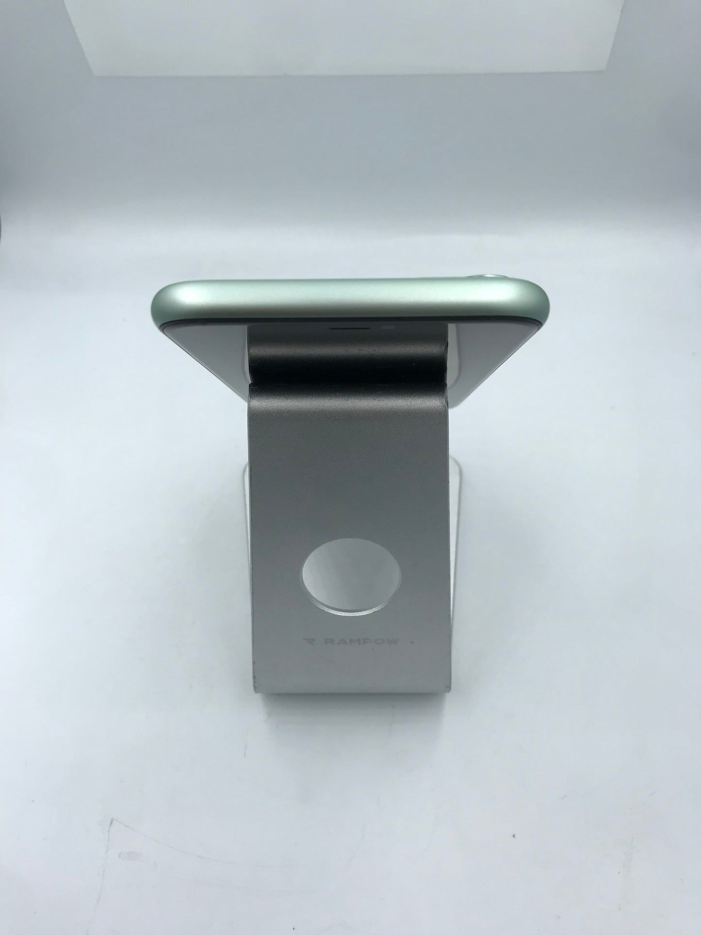 iPhone 11 64 GB (Producto Único)