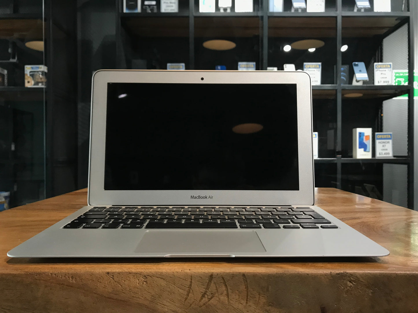 MacBook Air 2014 11" 4GB RAM/256GB SSD Corei5 (Producto Unico)