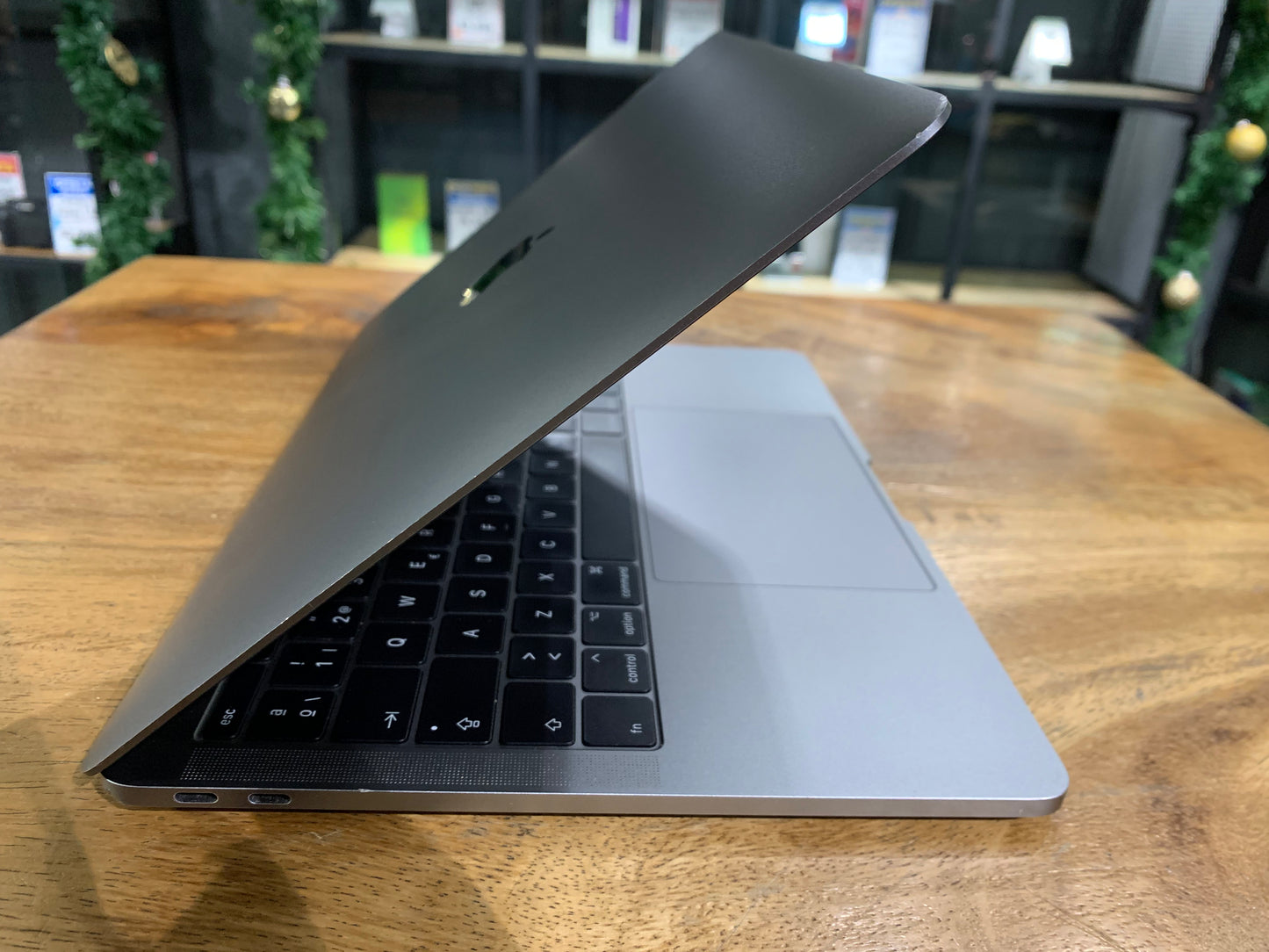 MacBook Pro 13" 2017 128GB (Producto Único)