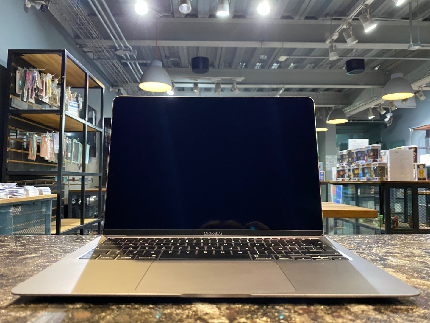 Macbook Air 13" M1 2020 8GB / 256GB (Producto Único)