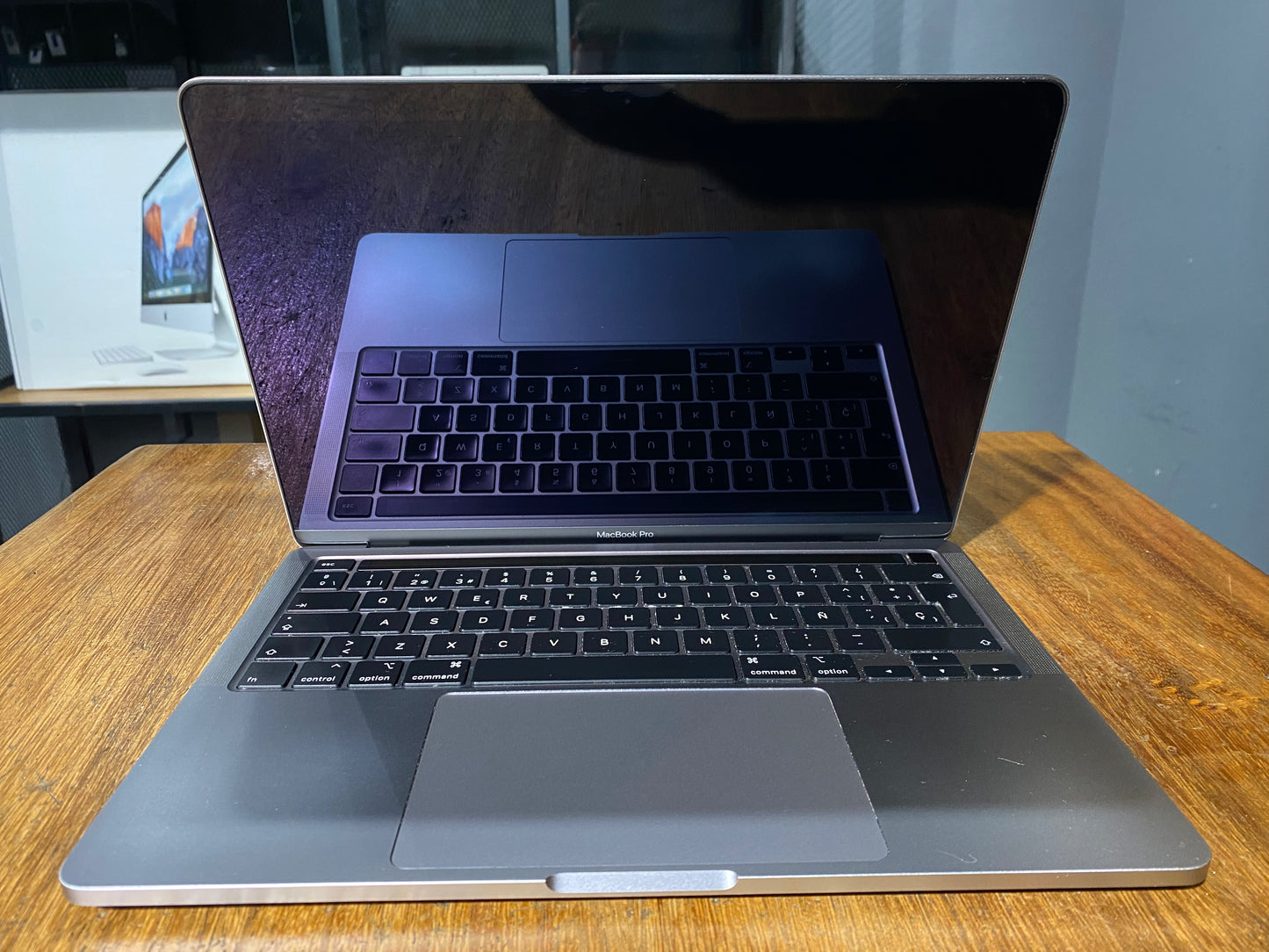 MacBook Pro 13" 2020 Touchbar (Producto Único)