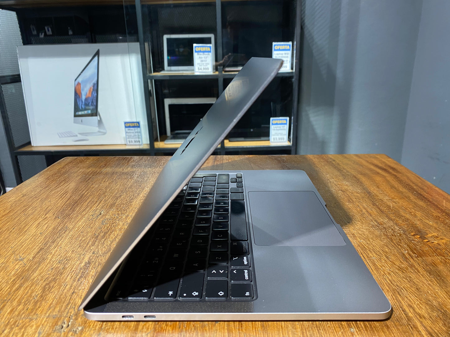 MacBook Pro 13" 2020 Touchbar (Producto Único)