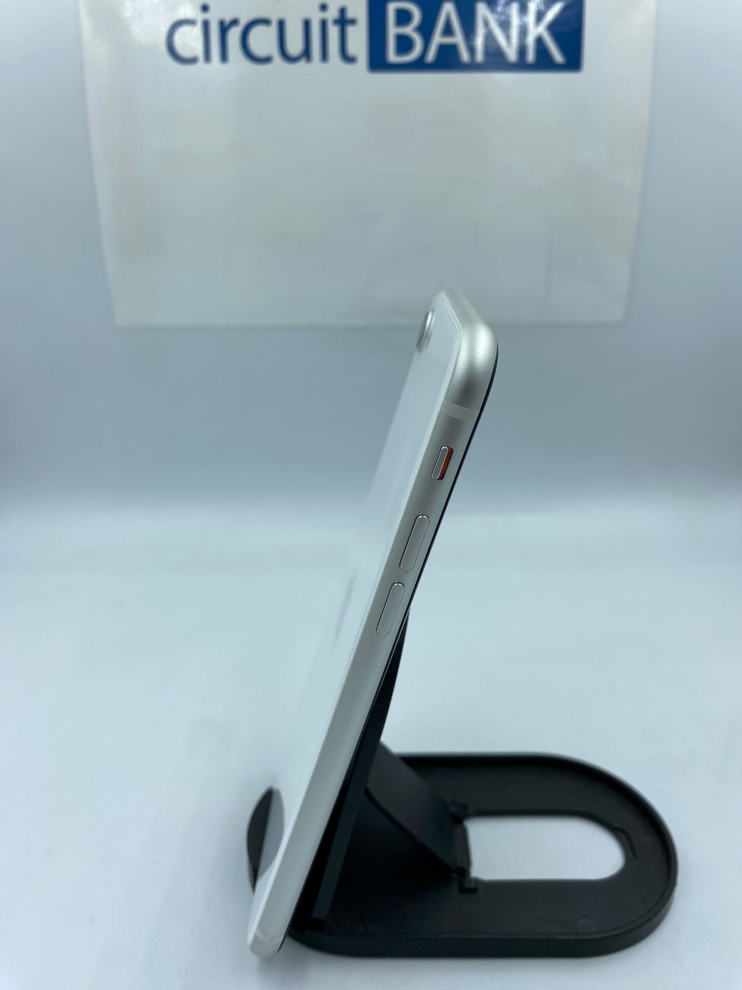 iPhone SE 2020 64GB (Producto Único)