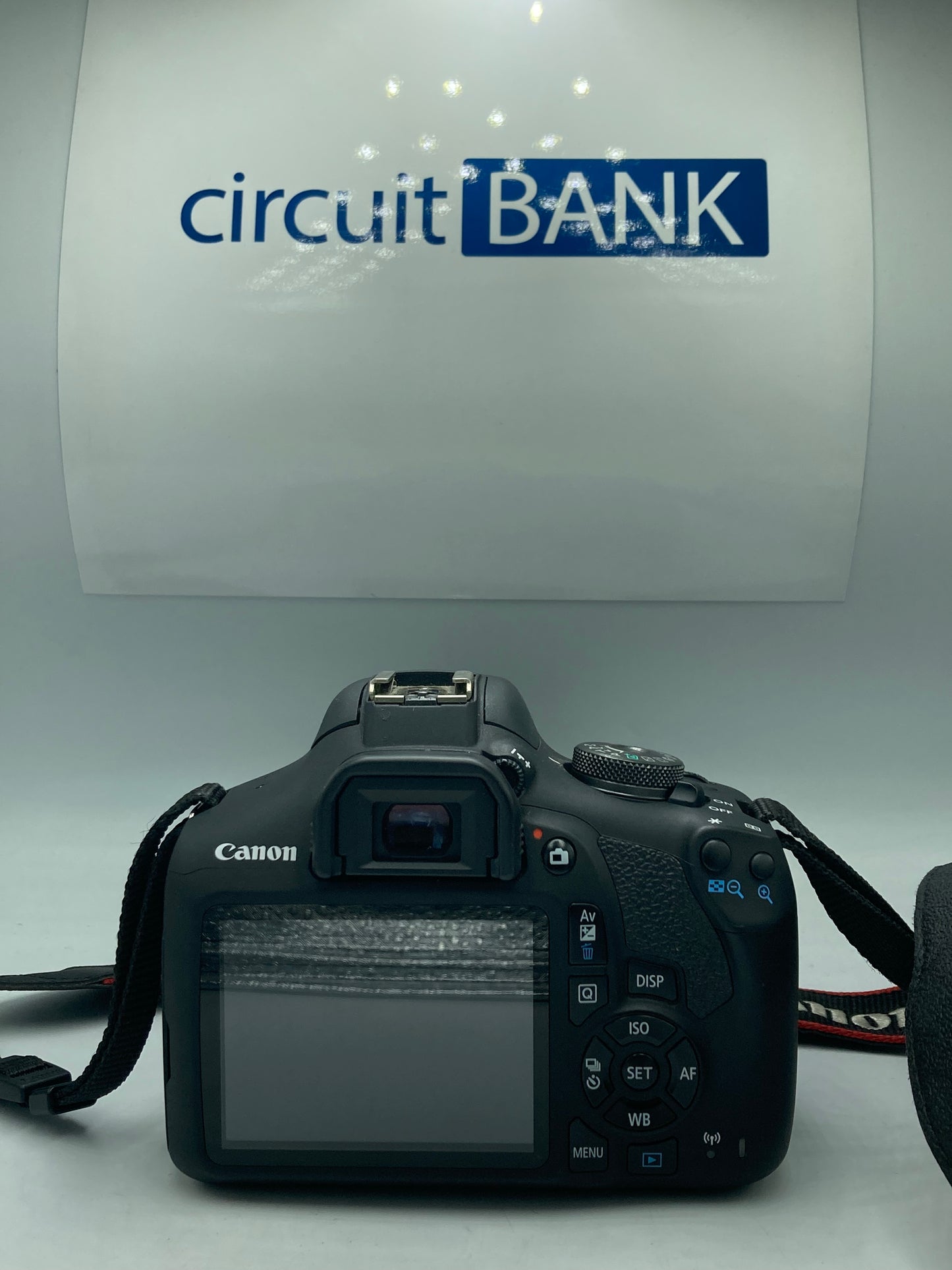Canon EOS Rebel T7 (Producto Unico)
