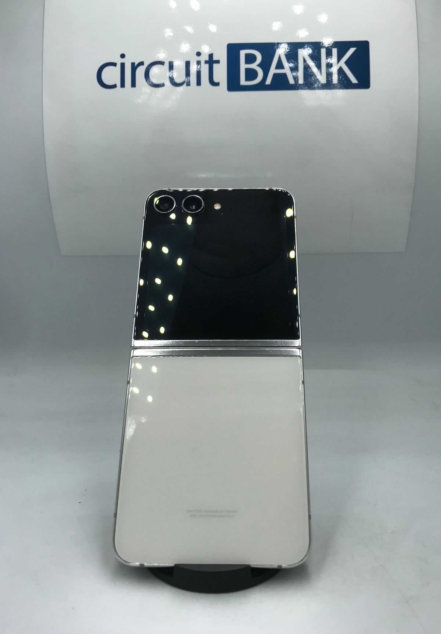 Samsung Galaxy Z Flip5 256GB (Producto Unico)
