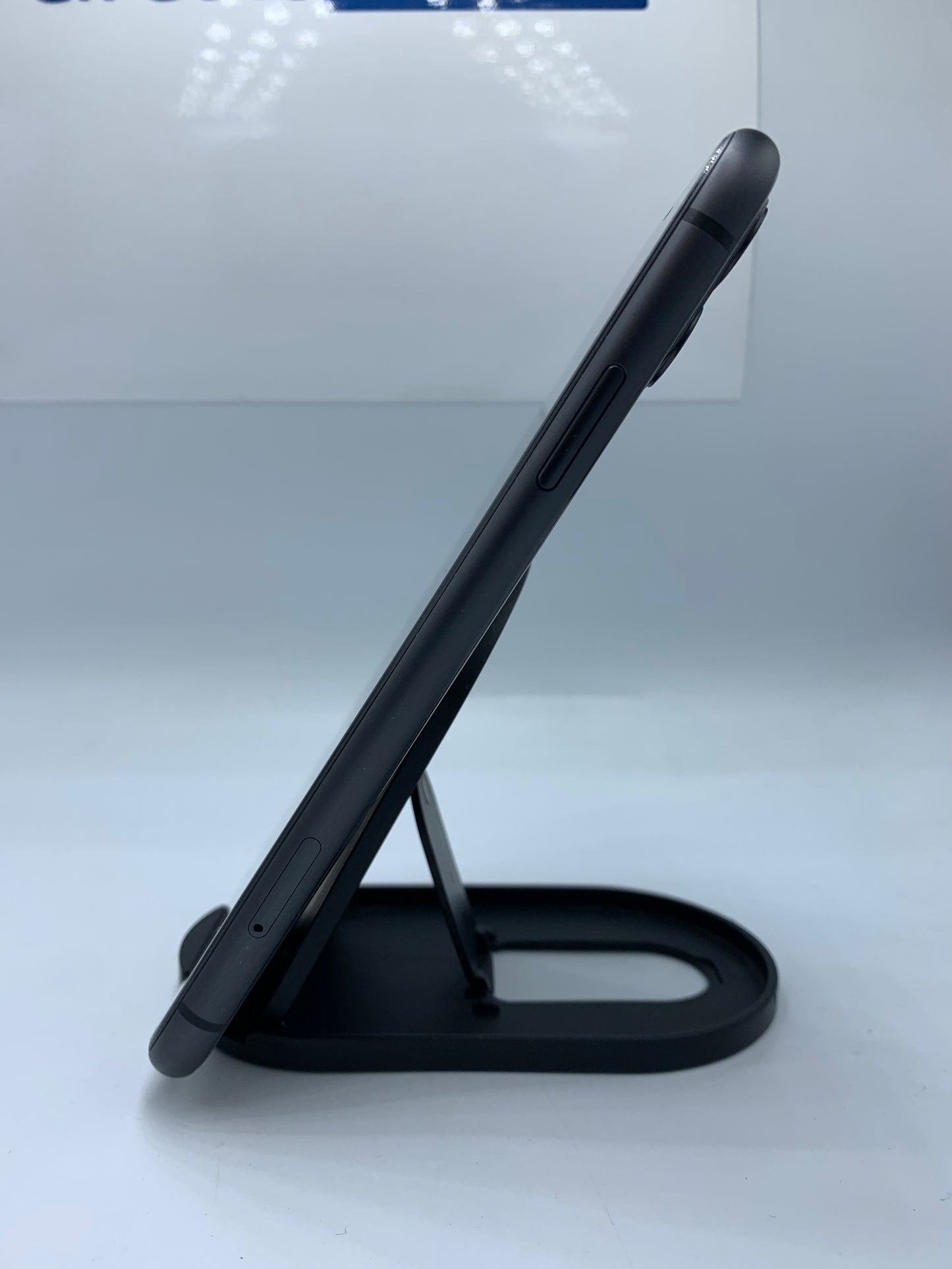 iPhone 11 64GB (Producto Único)