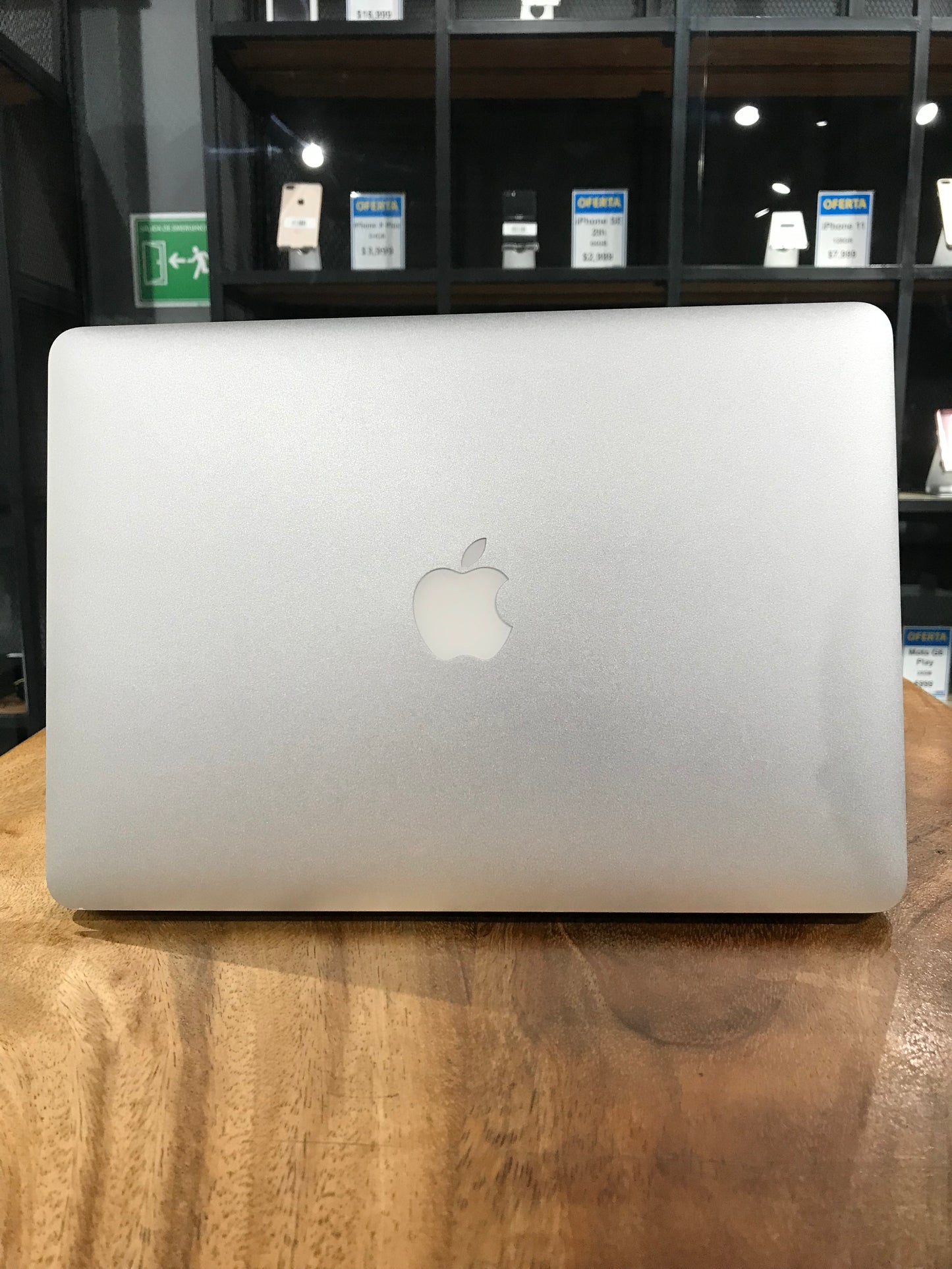 Macbook Air 13" 2015 (Producto único)