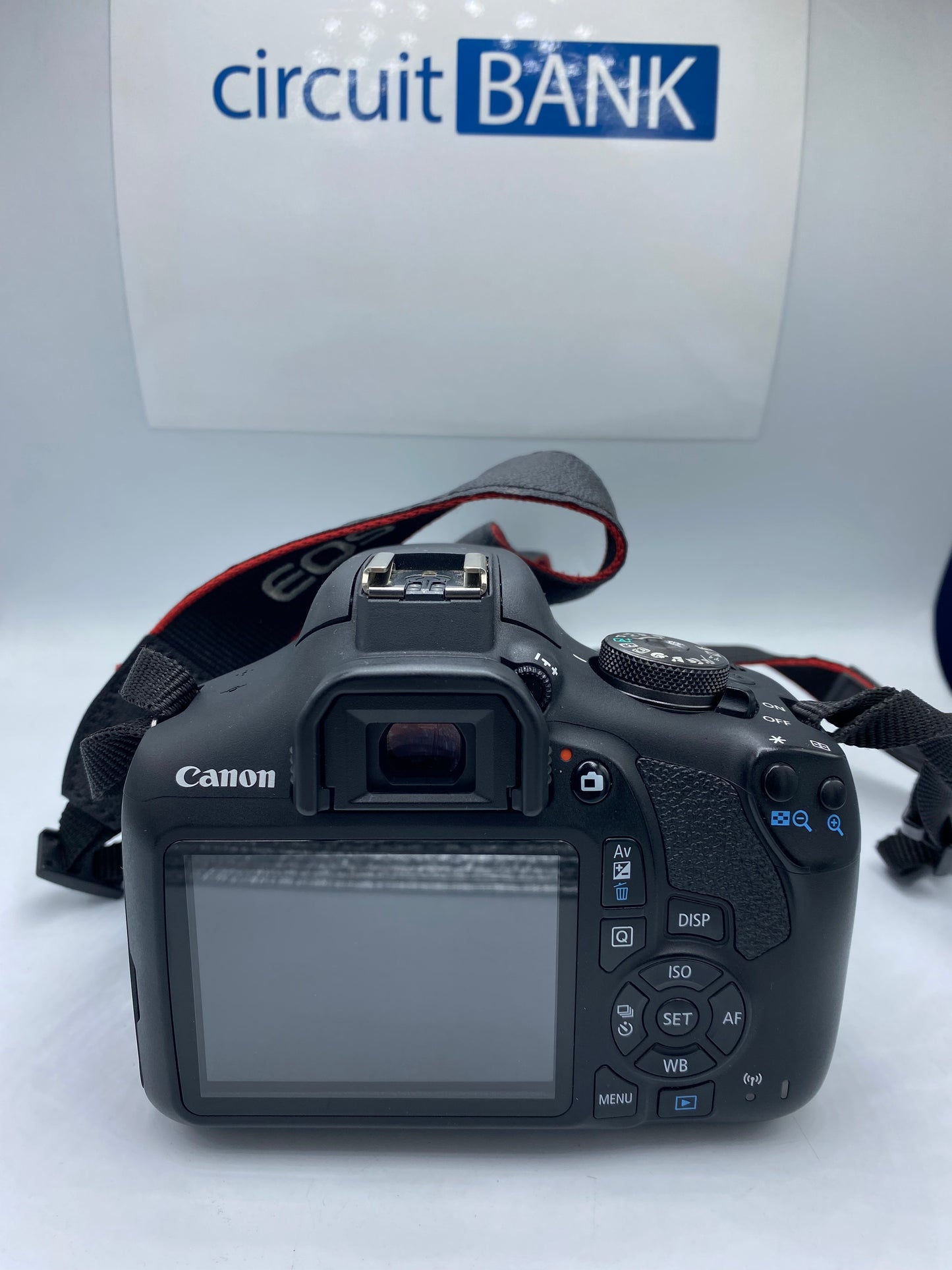 Canon EOS Rebel T7 (Producto Único)