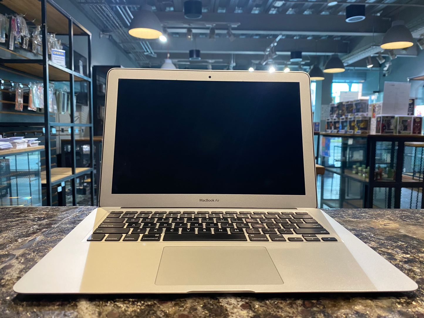 MacBook Air 2015 13" 128GB / 4GB (Producto Único)
