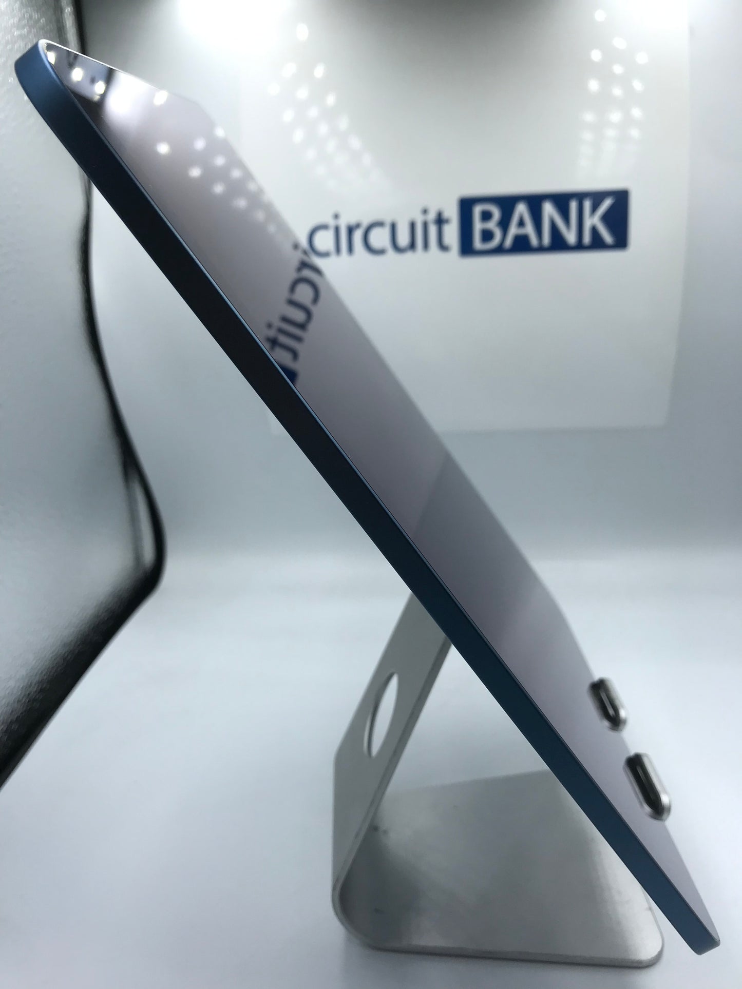 iPad Air 5ta Generación M1 (Producto Único)