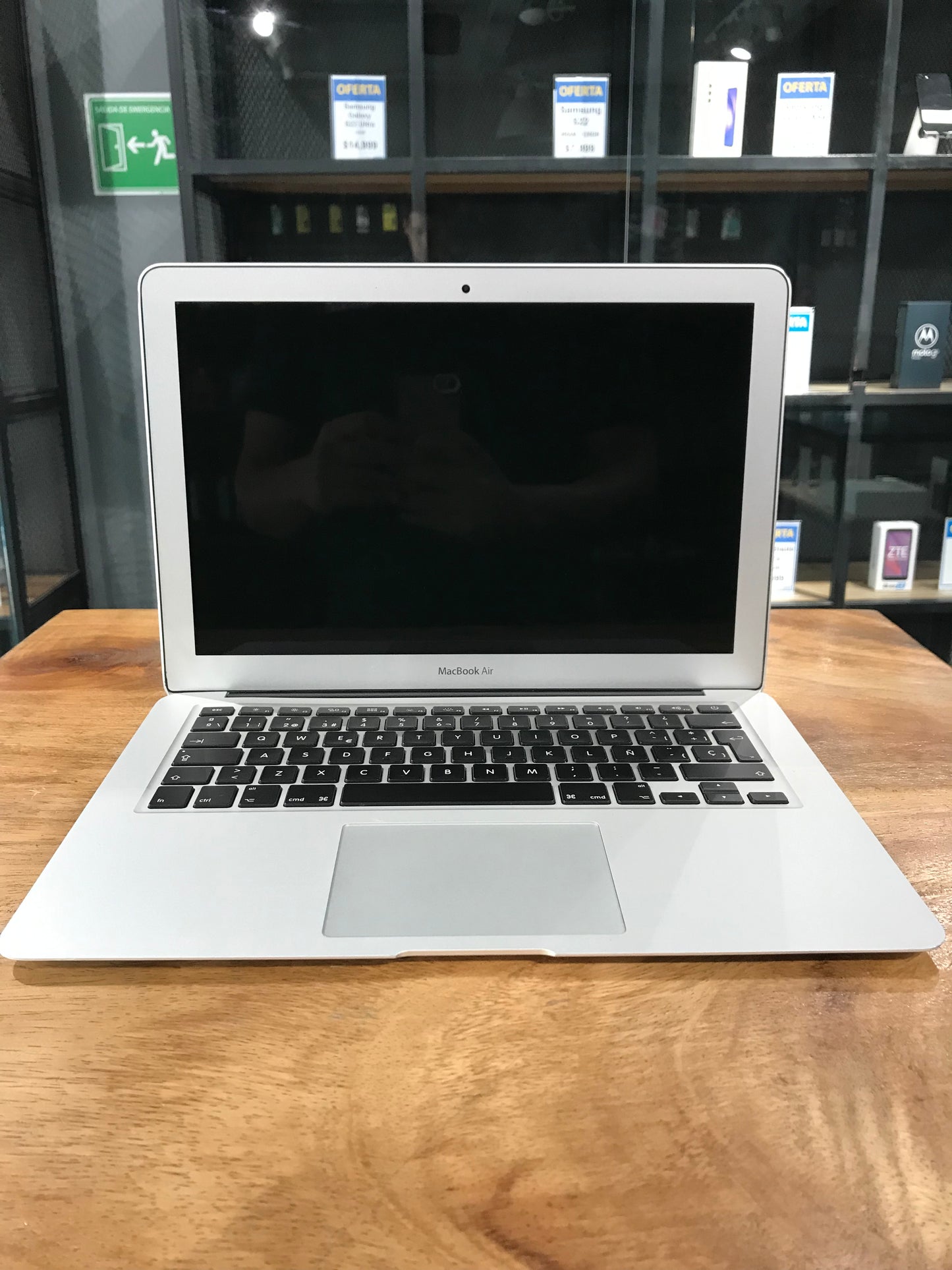 MacBook Air 13" 2017 (Producto Unico)