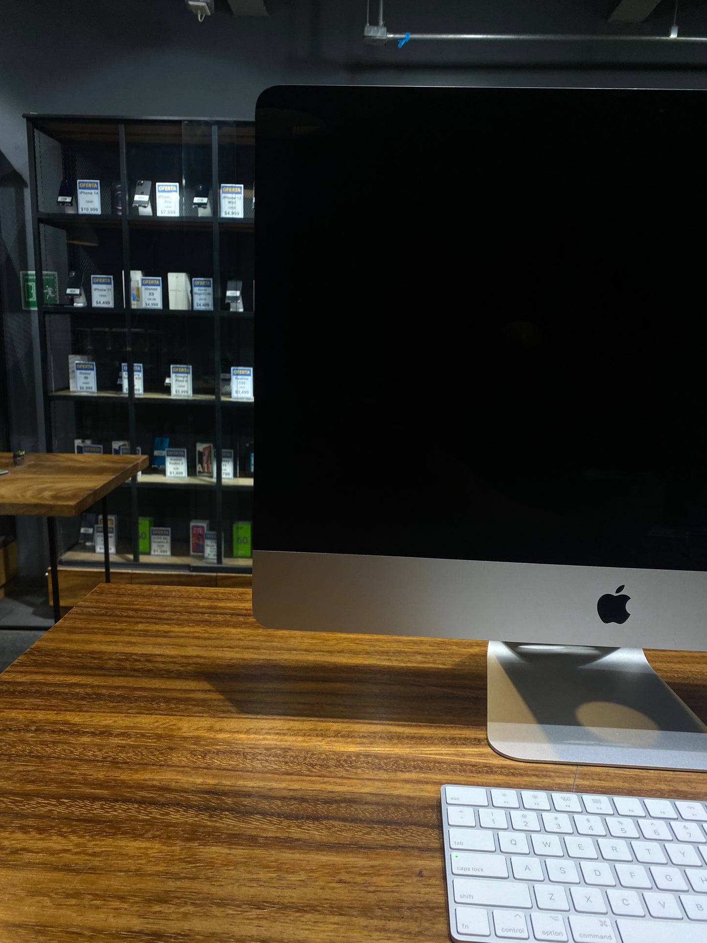 iMac 21.5 4K¨ 2017 (Producto Unico)