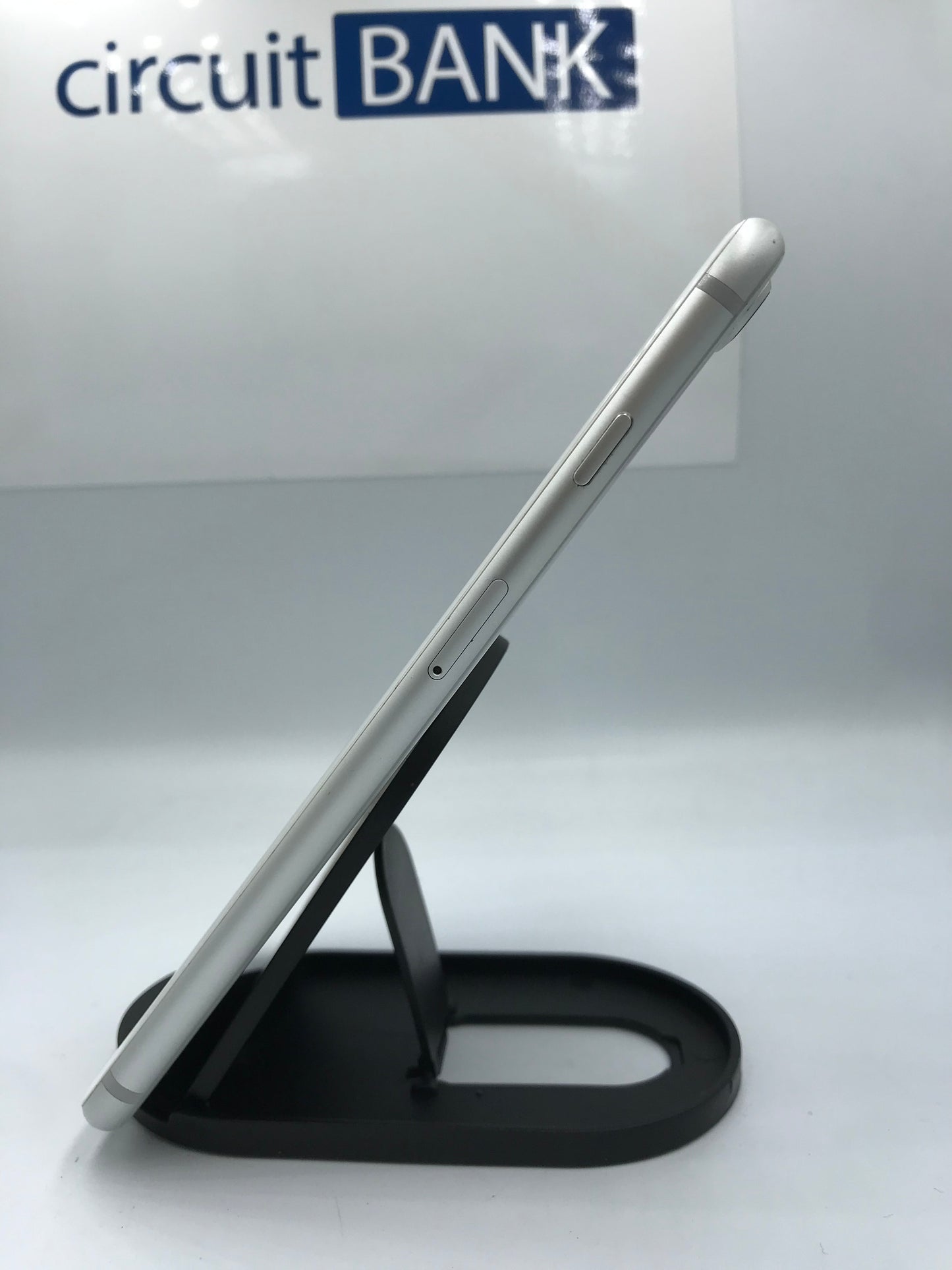 iPhone 8 Plus (Producto único)