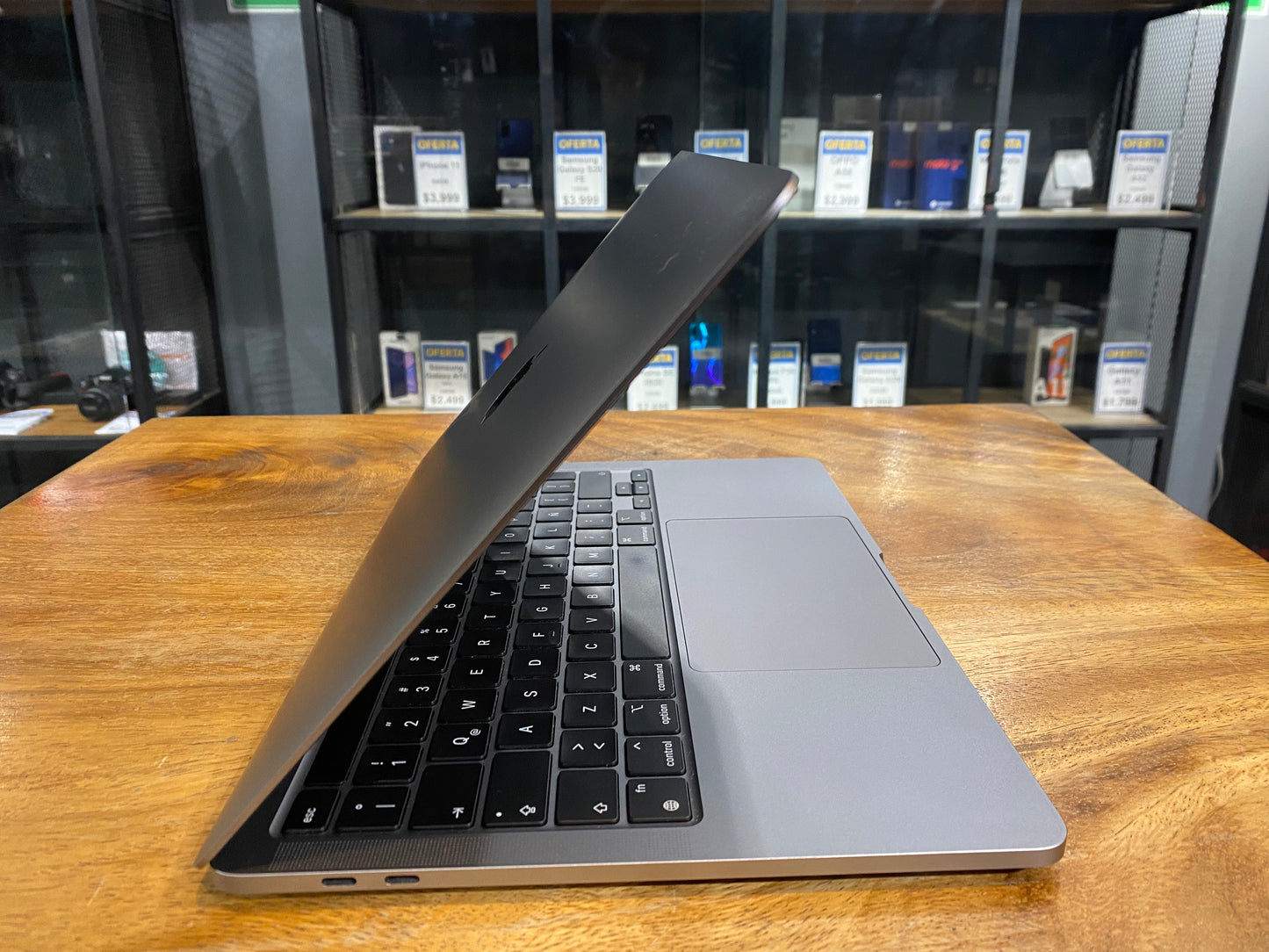 MacBook Pro 13" 2020 Touchbar (Producto Único)
