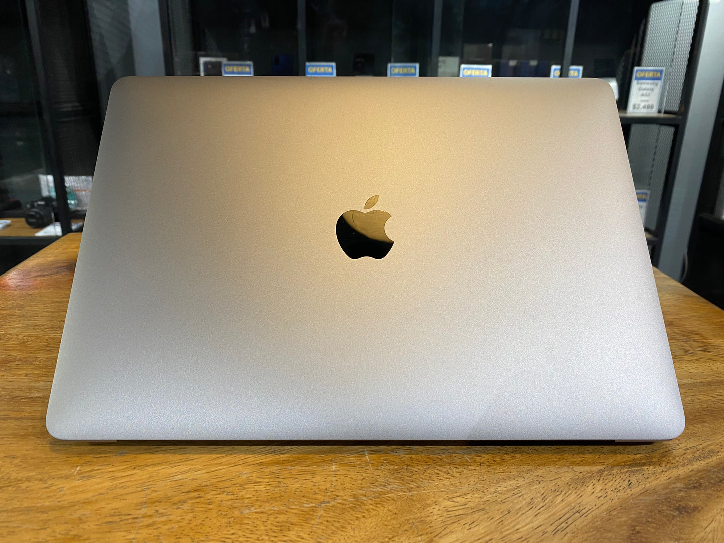 MacBook Pro 13" 2020 Touchbar (Producto Único)