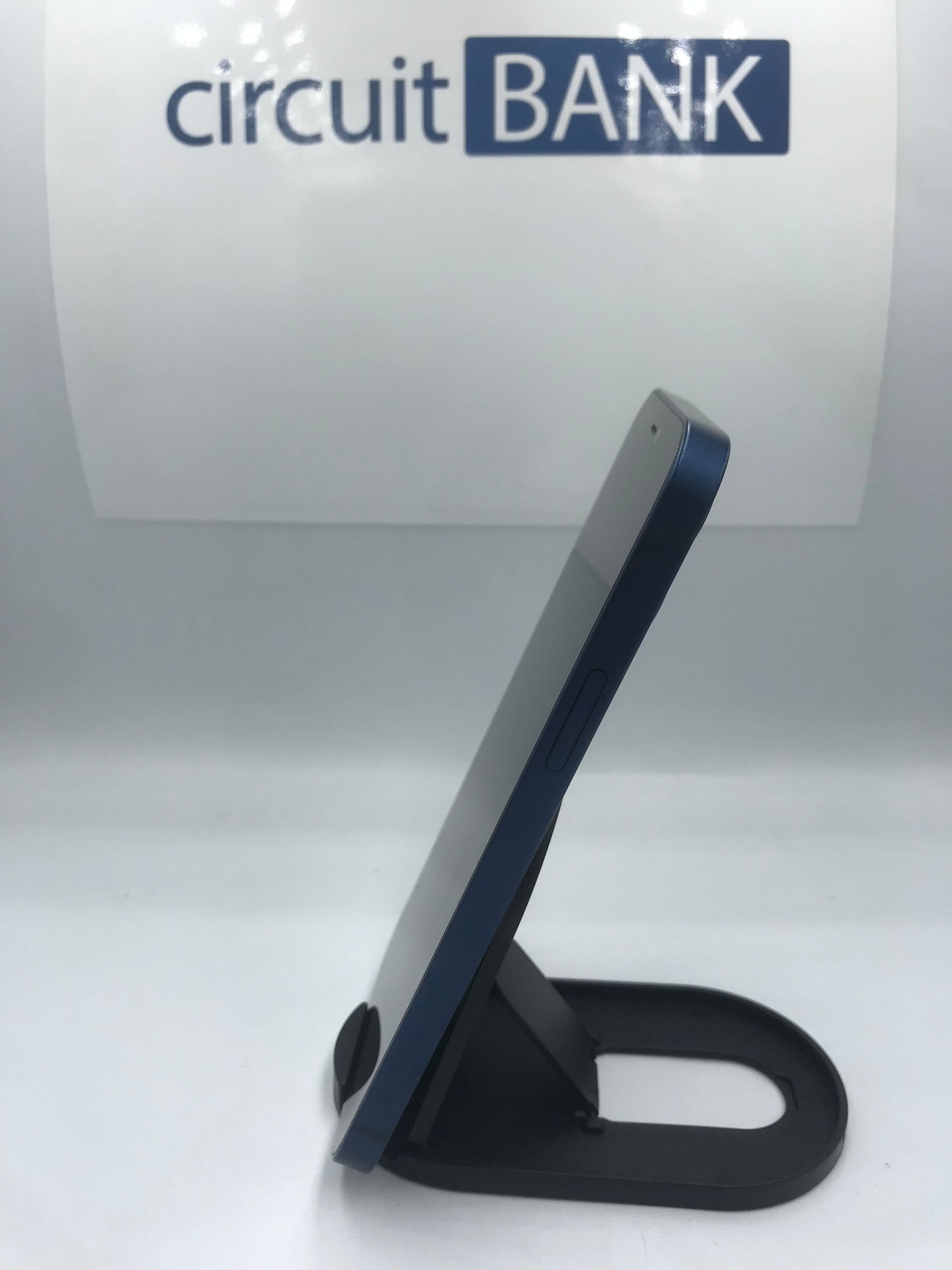 iPhone 12 64GB (Producto único)