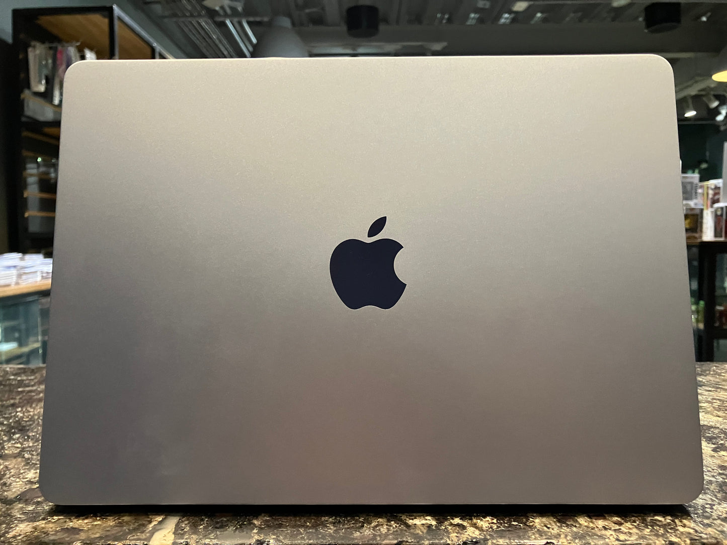 MacBook Air 2025 M4 512GB SSD - 16GB RAM (Producto ùnico)