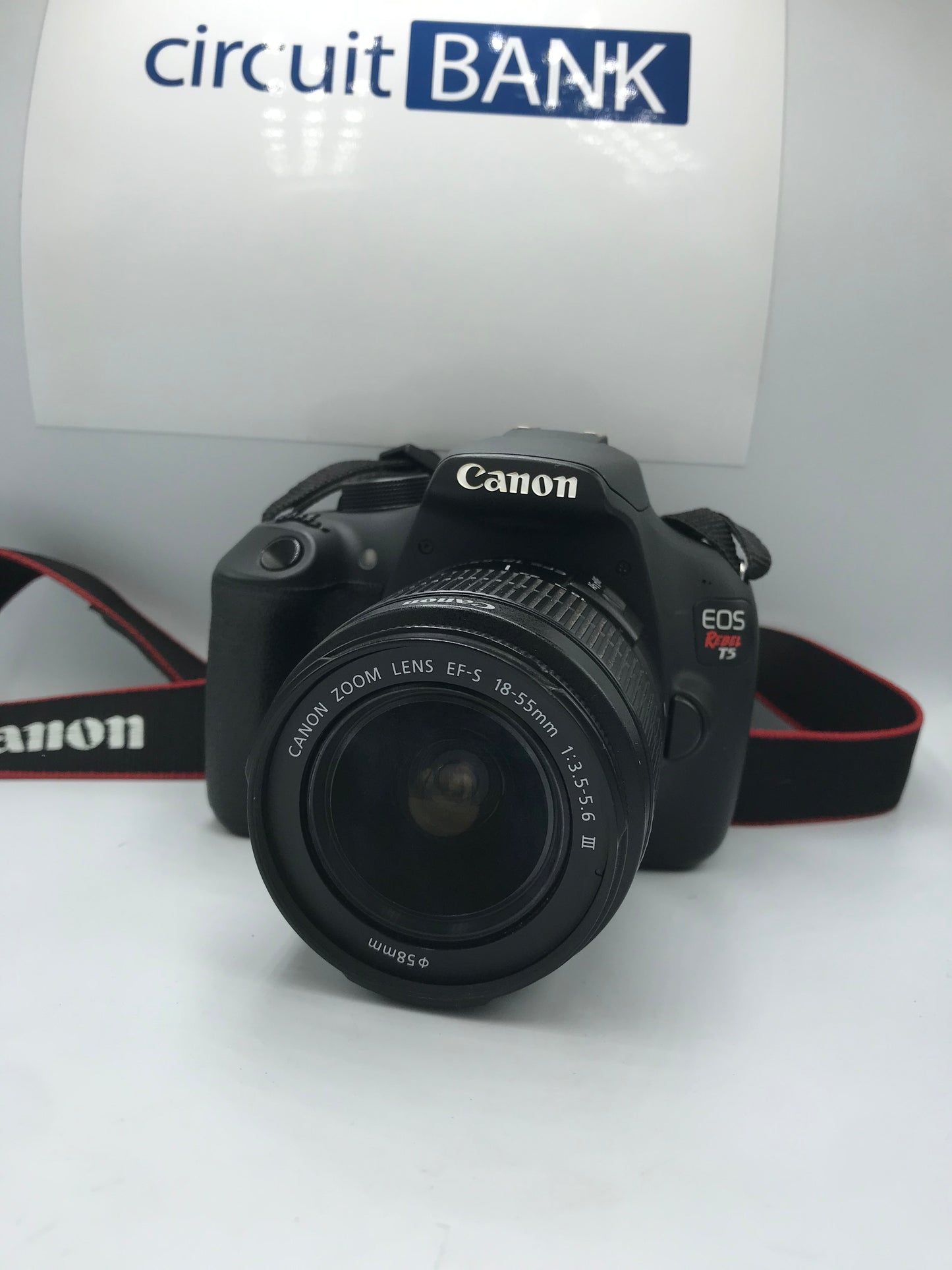 Canon T5 + 18-55mm (Producto Unico)