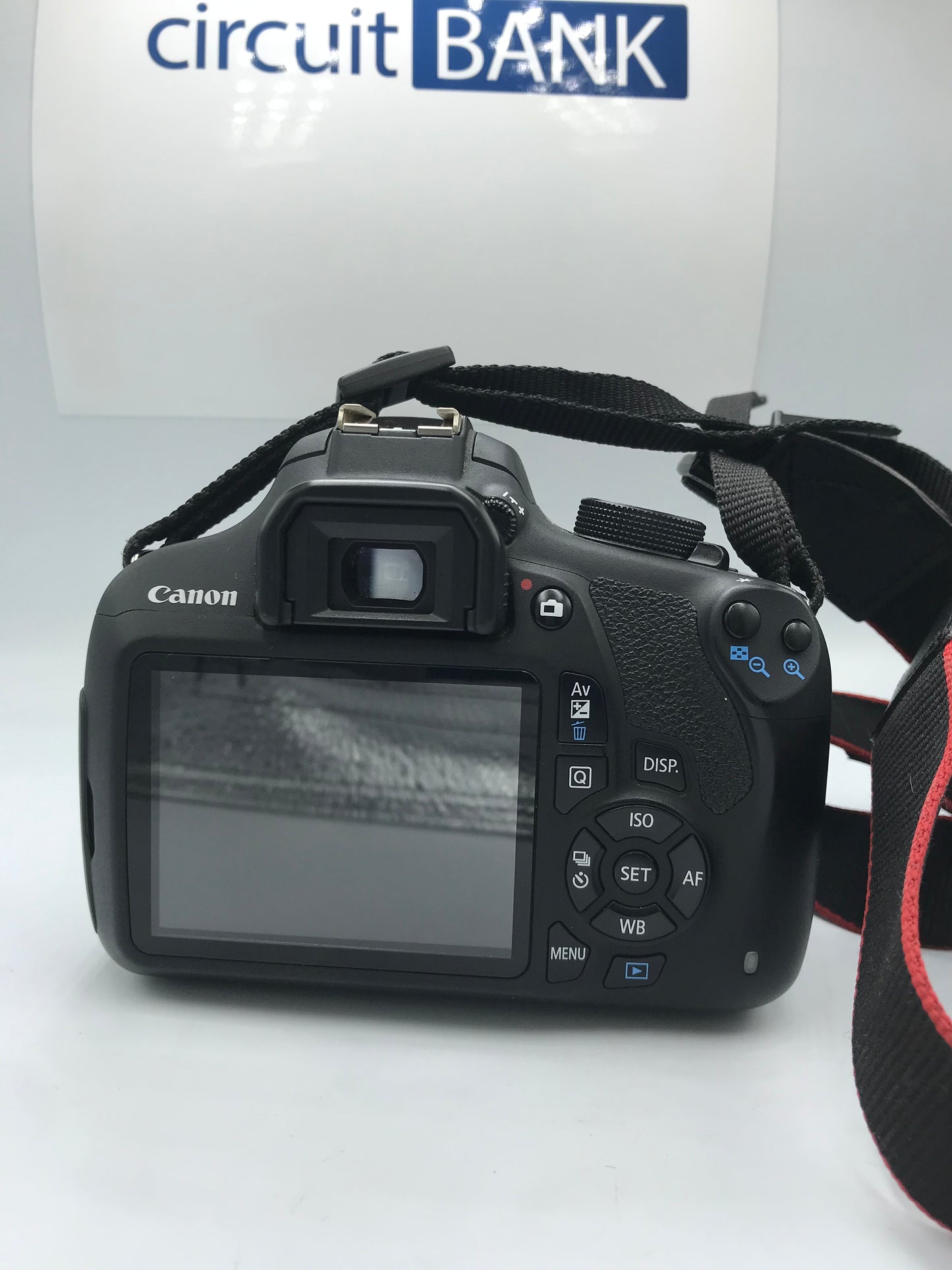 Canon T5 + 18-55mm (Producto Unico)