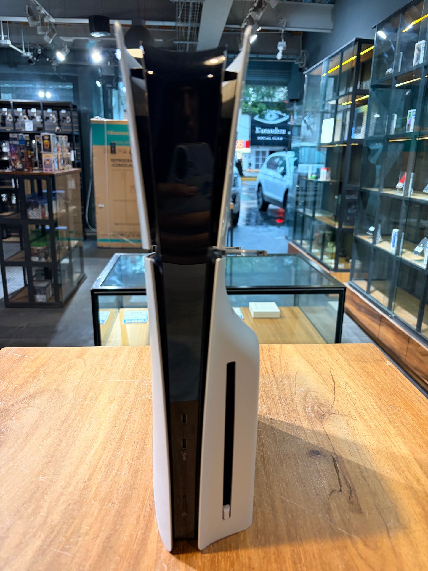 Plastation 5 Slim 1TB