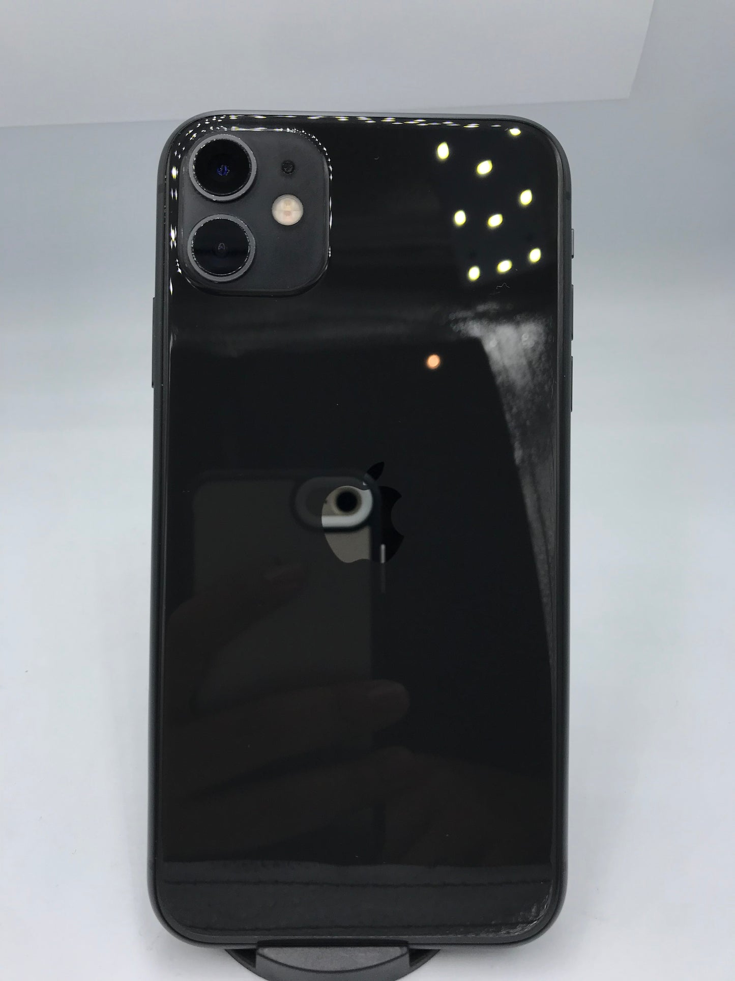 iPhone 11 128GB (Producto único)