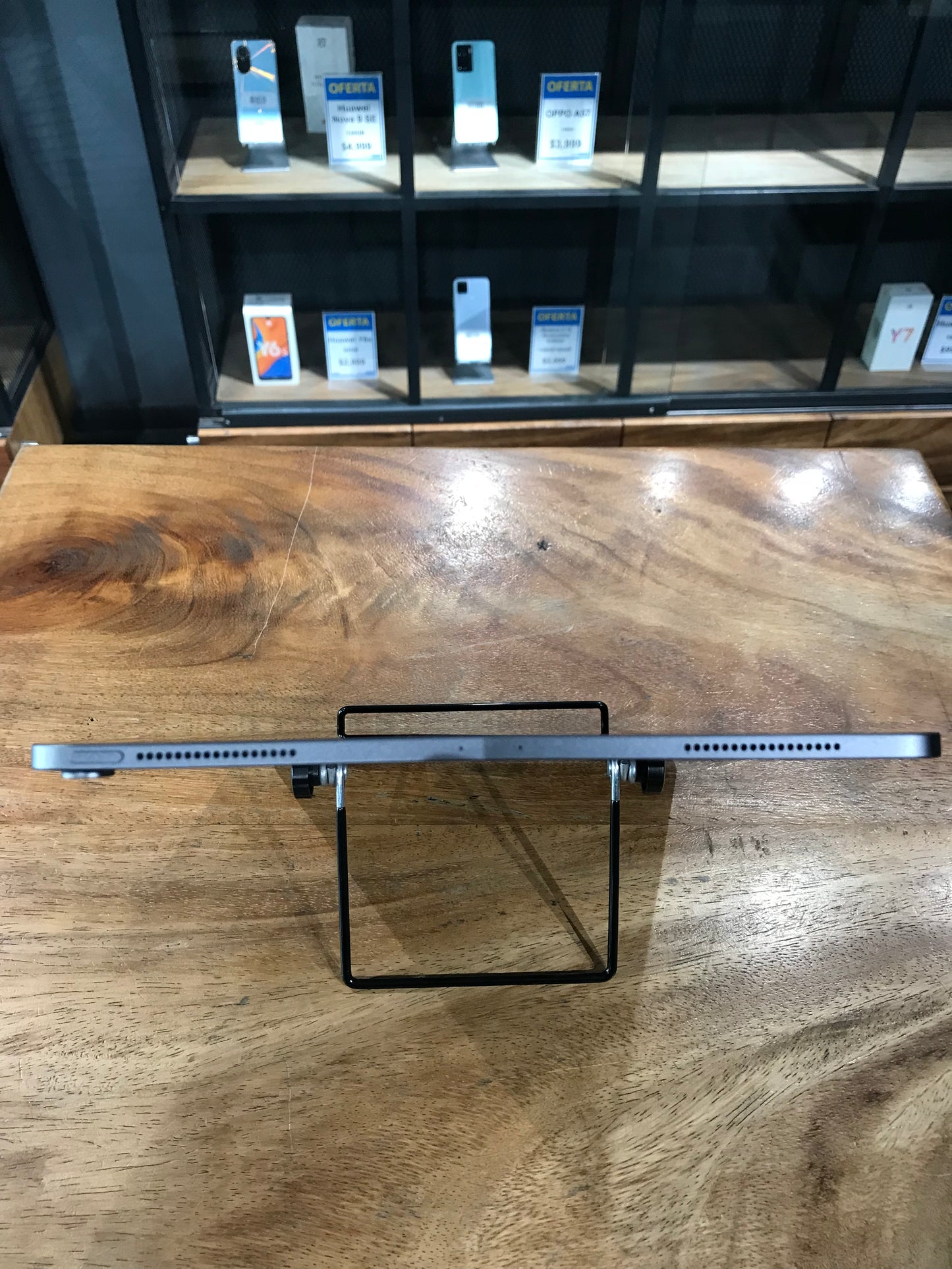 iPad Pro 12.9" 3rd Gen 64GB (Producto Unico)