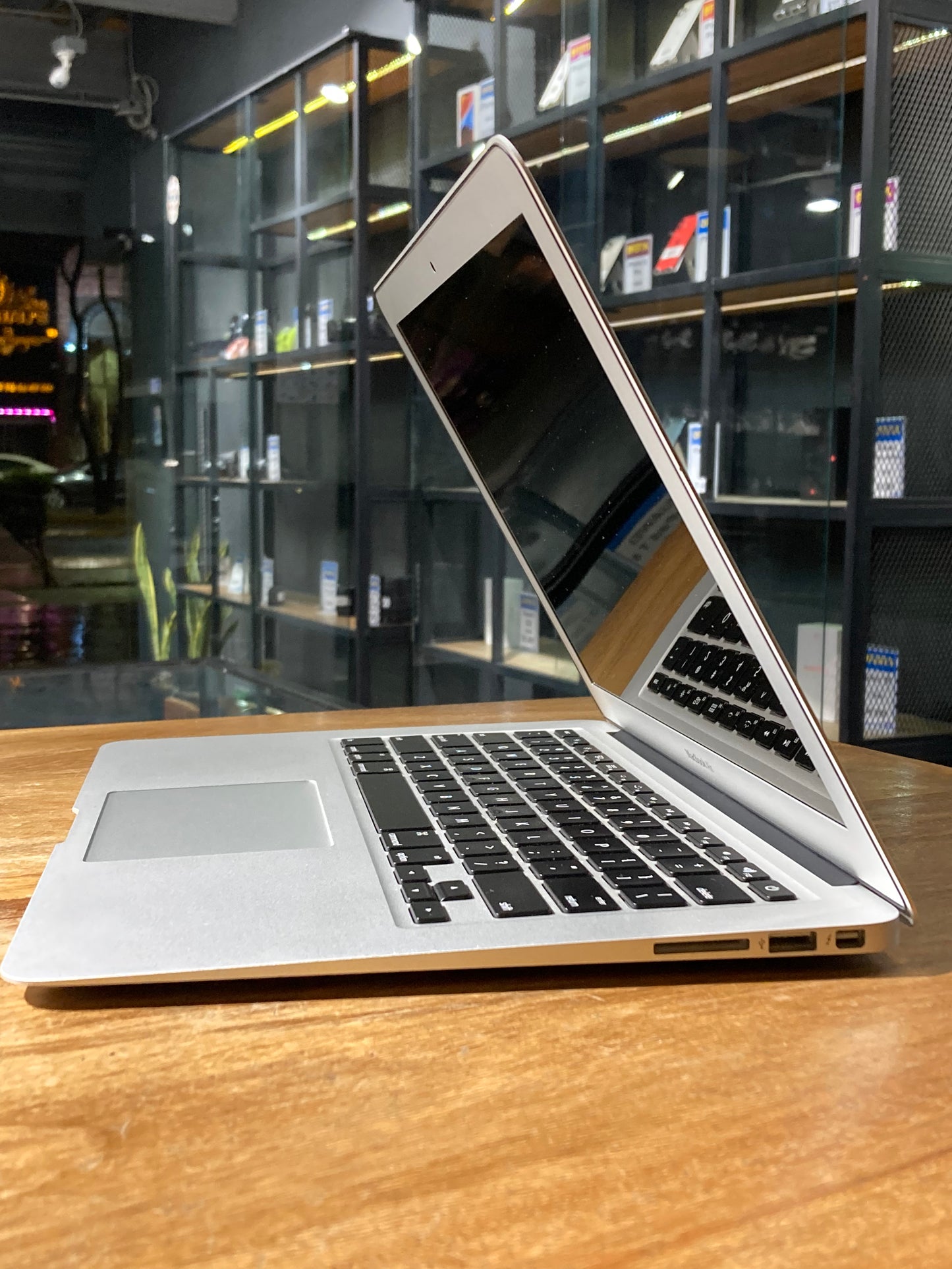 Macbook Air 13" 2017 (Producto Única)