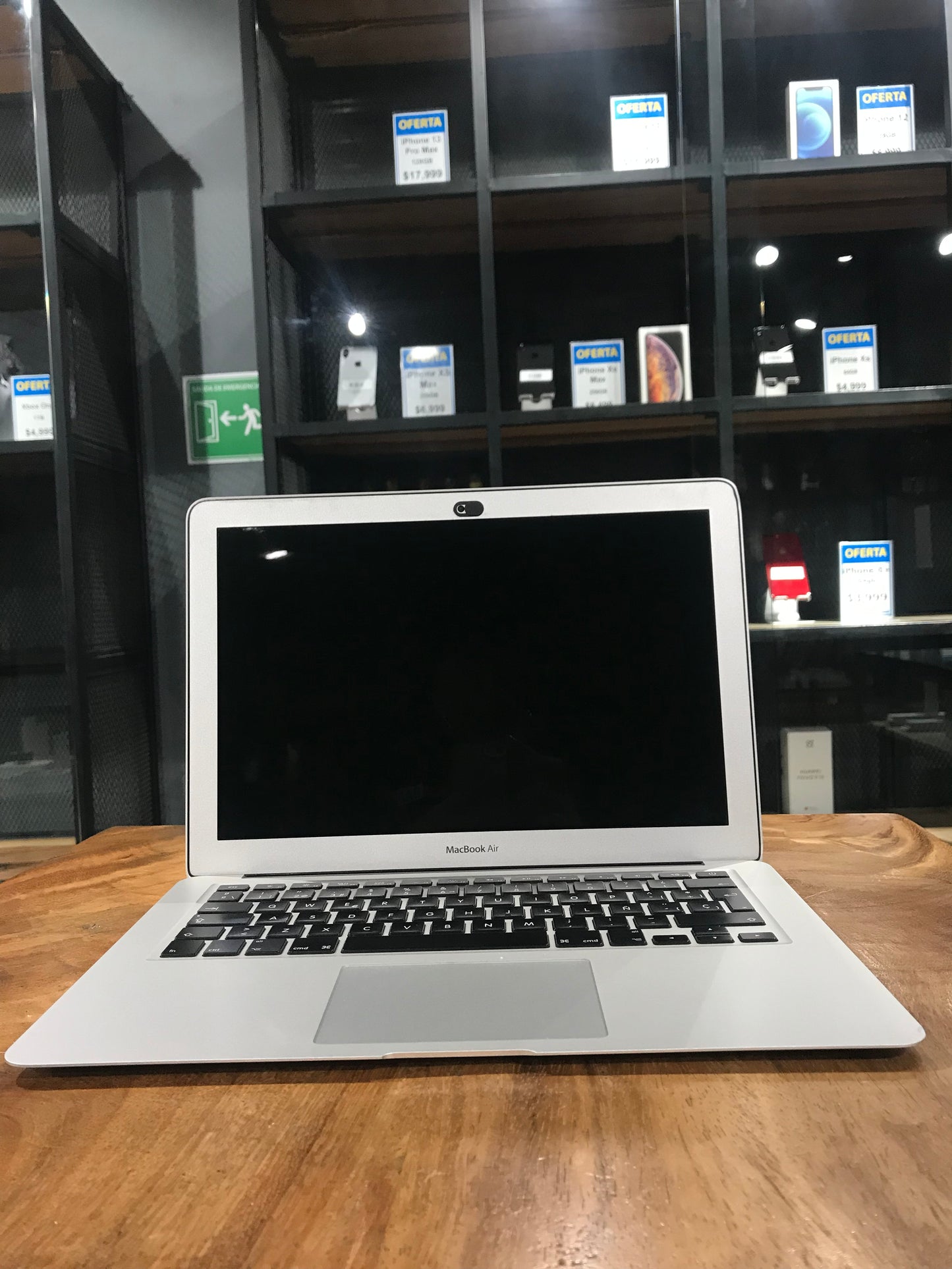 Macbook Air 13" 2015 (Producto único)