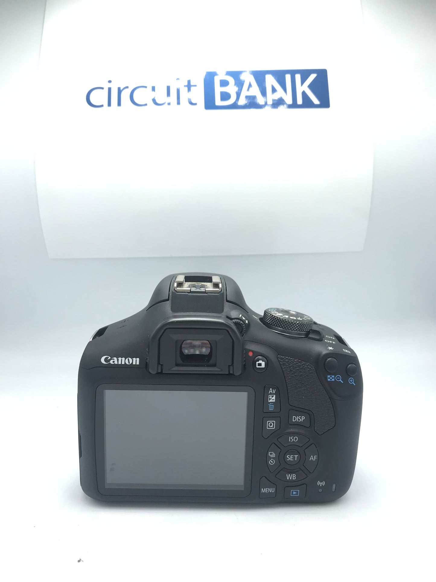 Canon EOS REBEL T7 EF-S 18-55mm IS II Kit (Producto Unico)