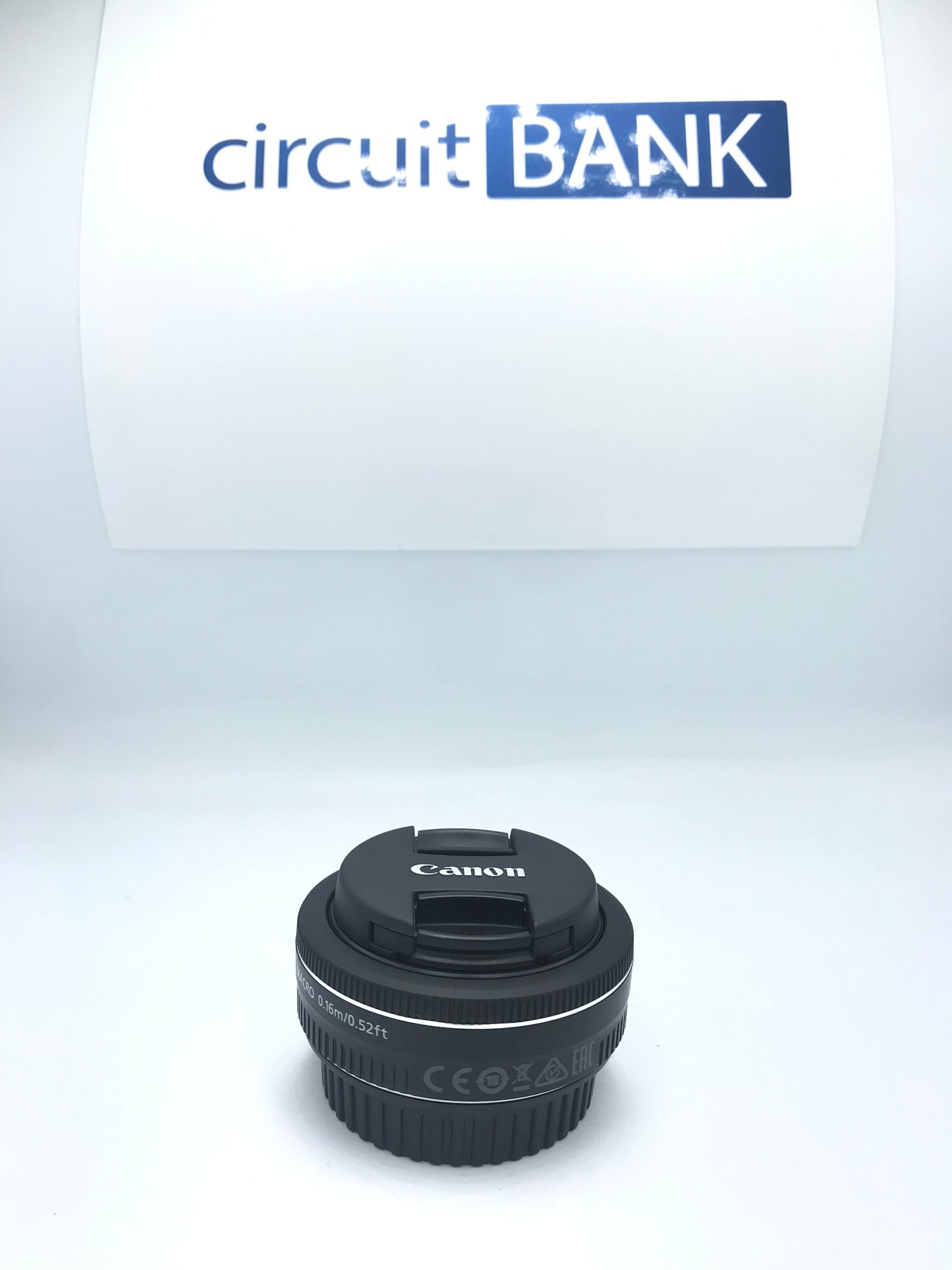 Lente Canon EF-S 24mm 1:2.8 STM (Producto Unico)