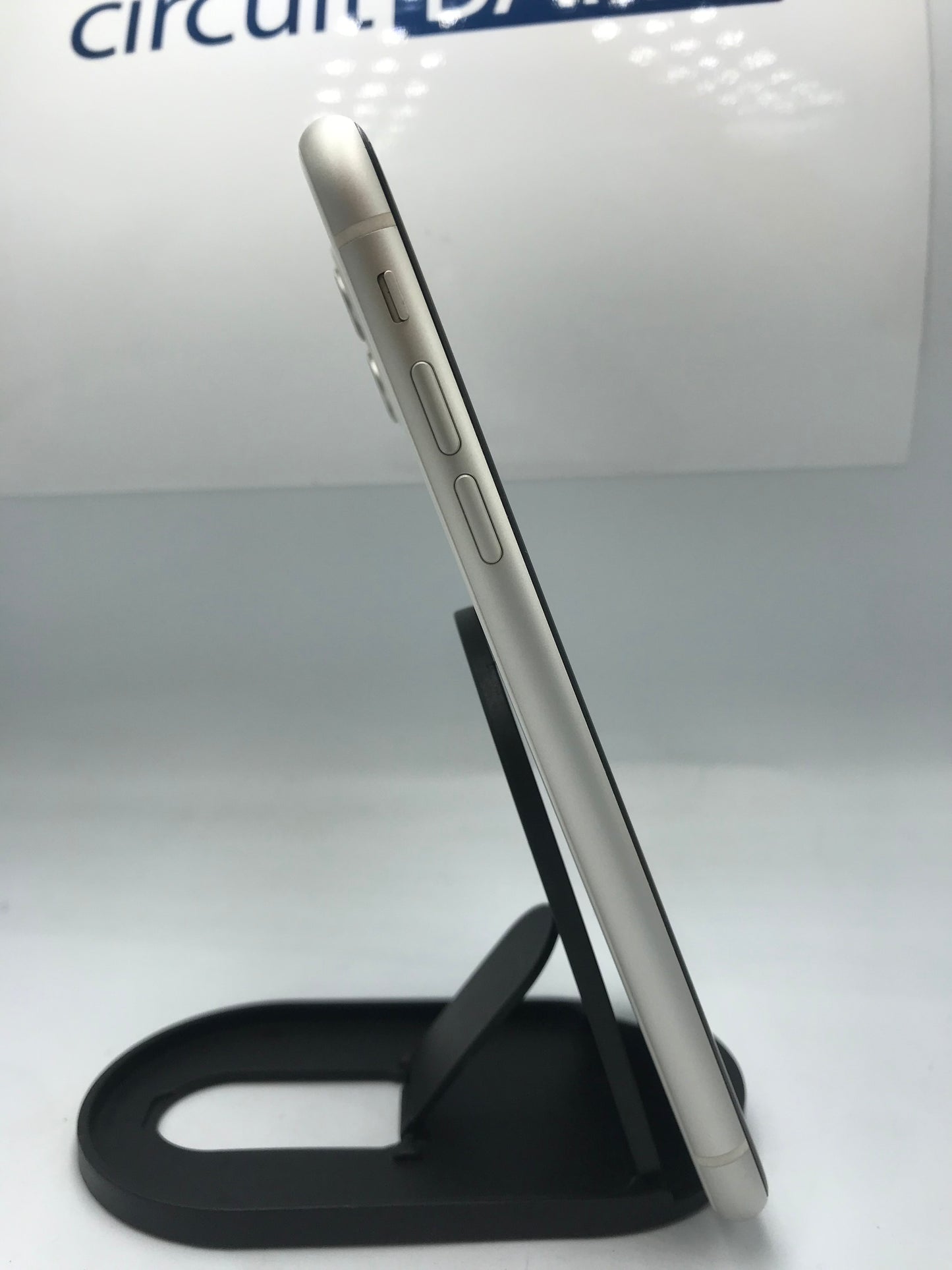 iPhone 11 64GB (Producto Único)