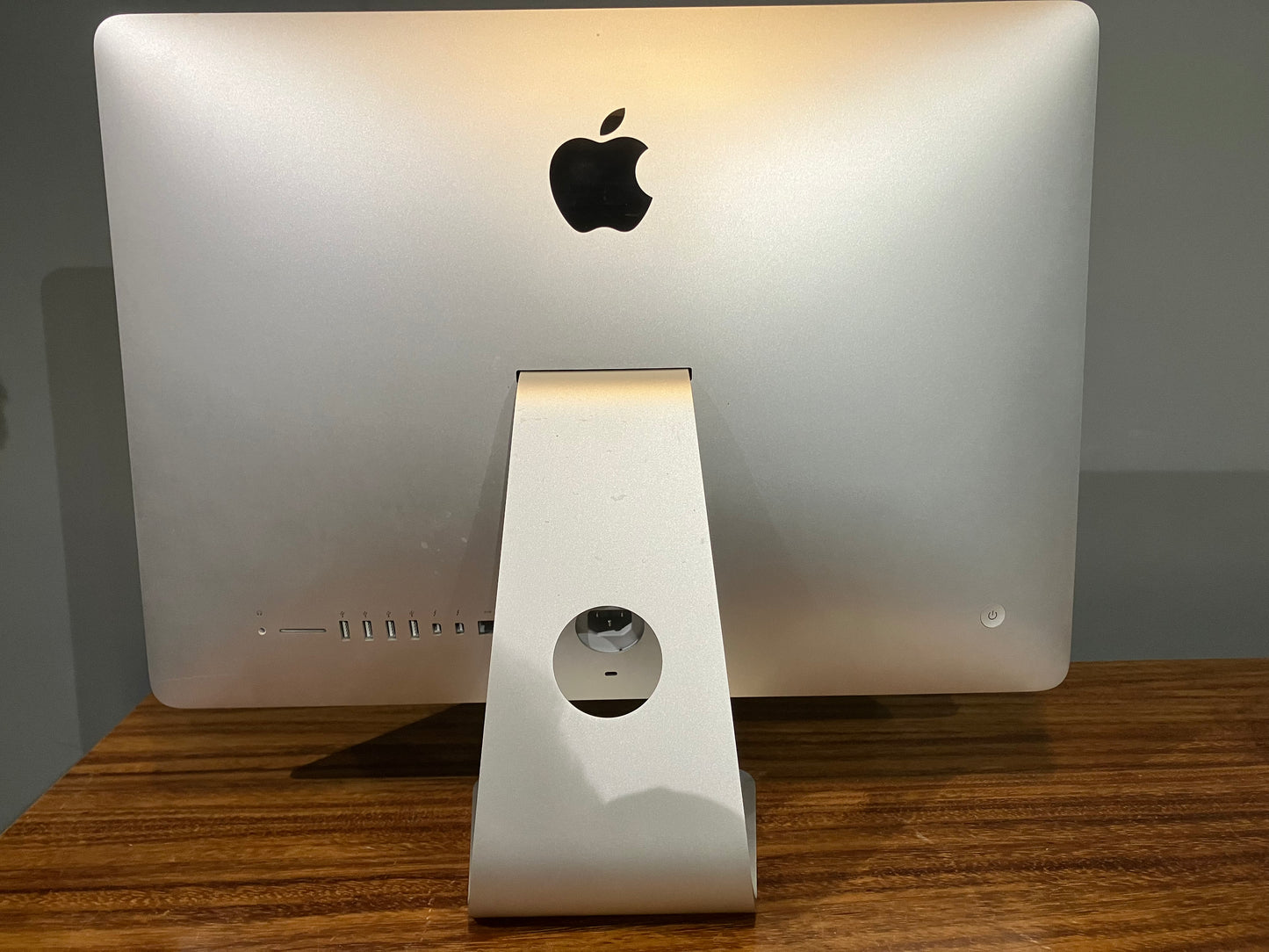 iMac 21" 2015 1TB/8GB RAM (Producto Unico)