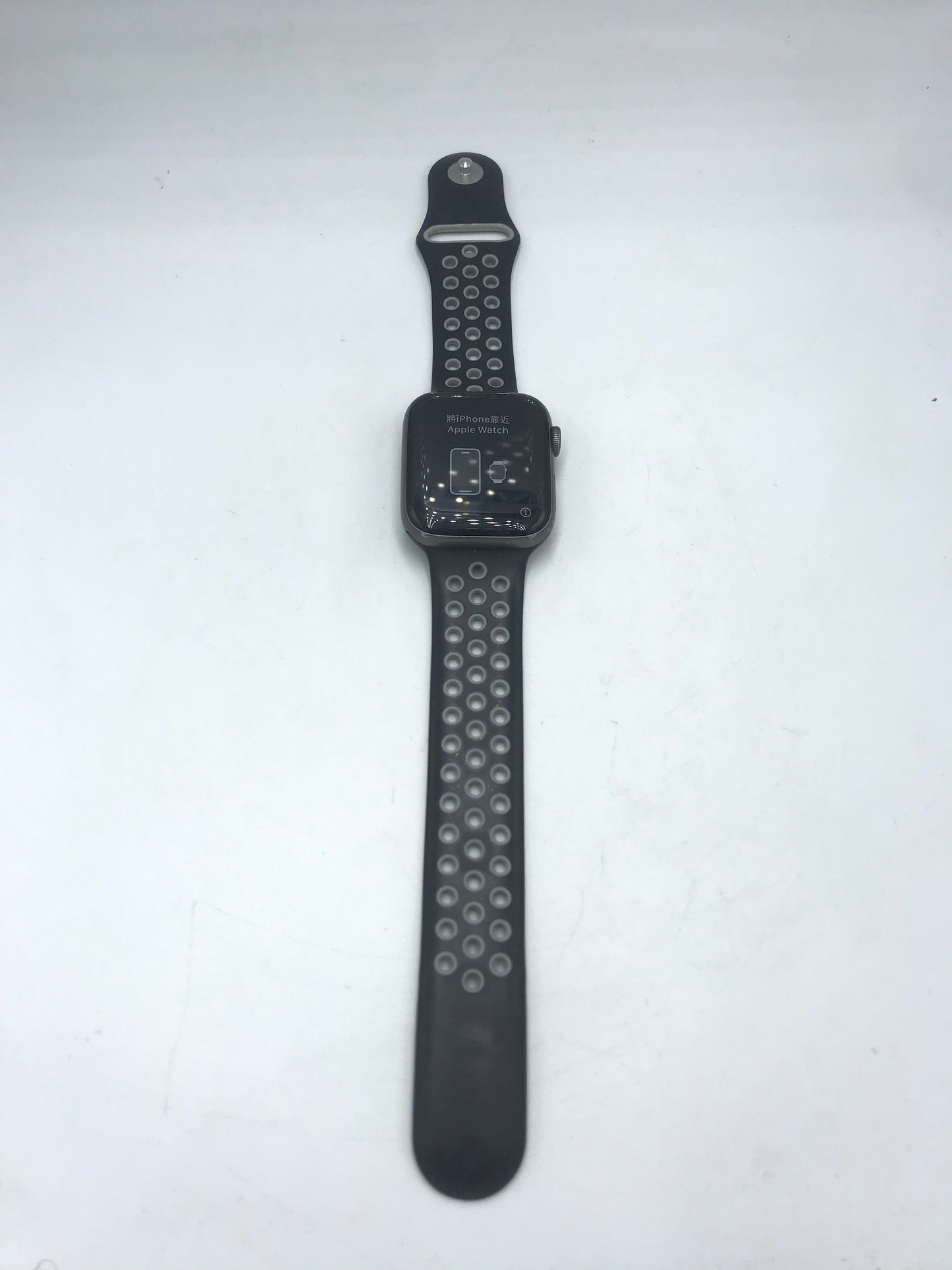 Apple Watch Series 5 44mm (Producto Unico)