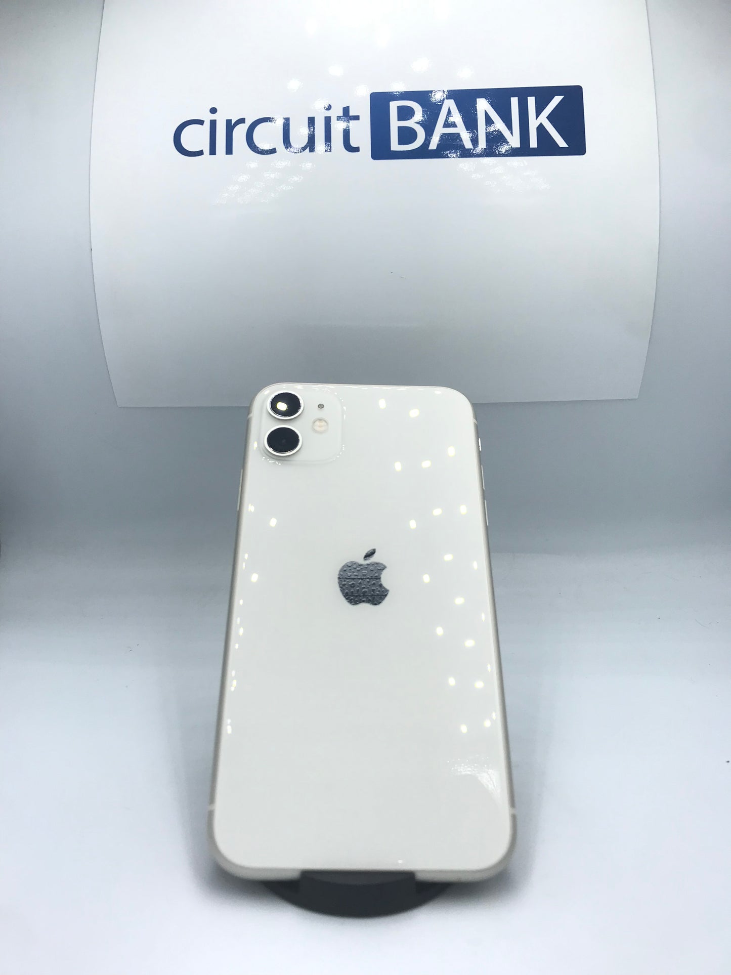 iPhone 11 64 GB (Producto Único)