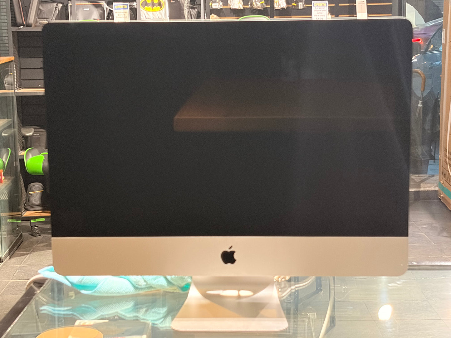 Apple iMac 21.5" 4K (A2999) 2017