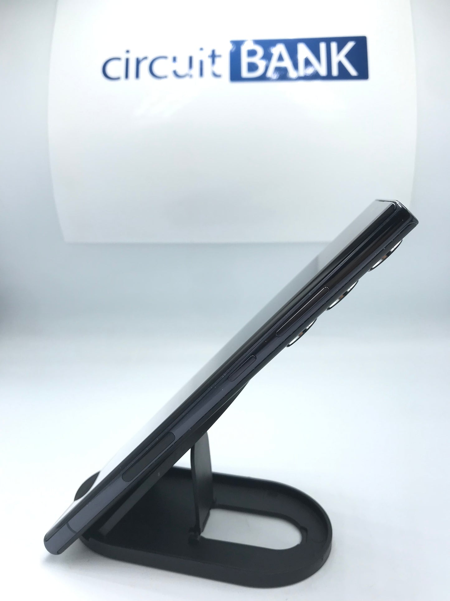 Samsung Galaxy S22 Ultra 128GB (Producto Unico)