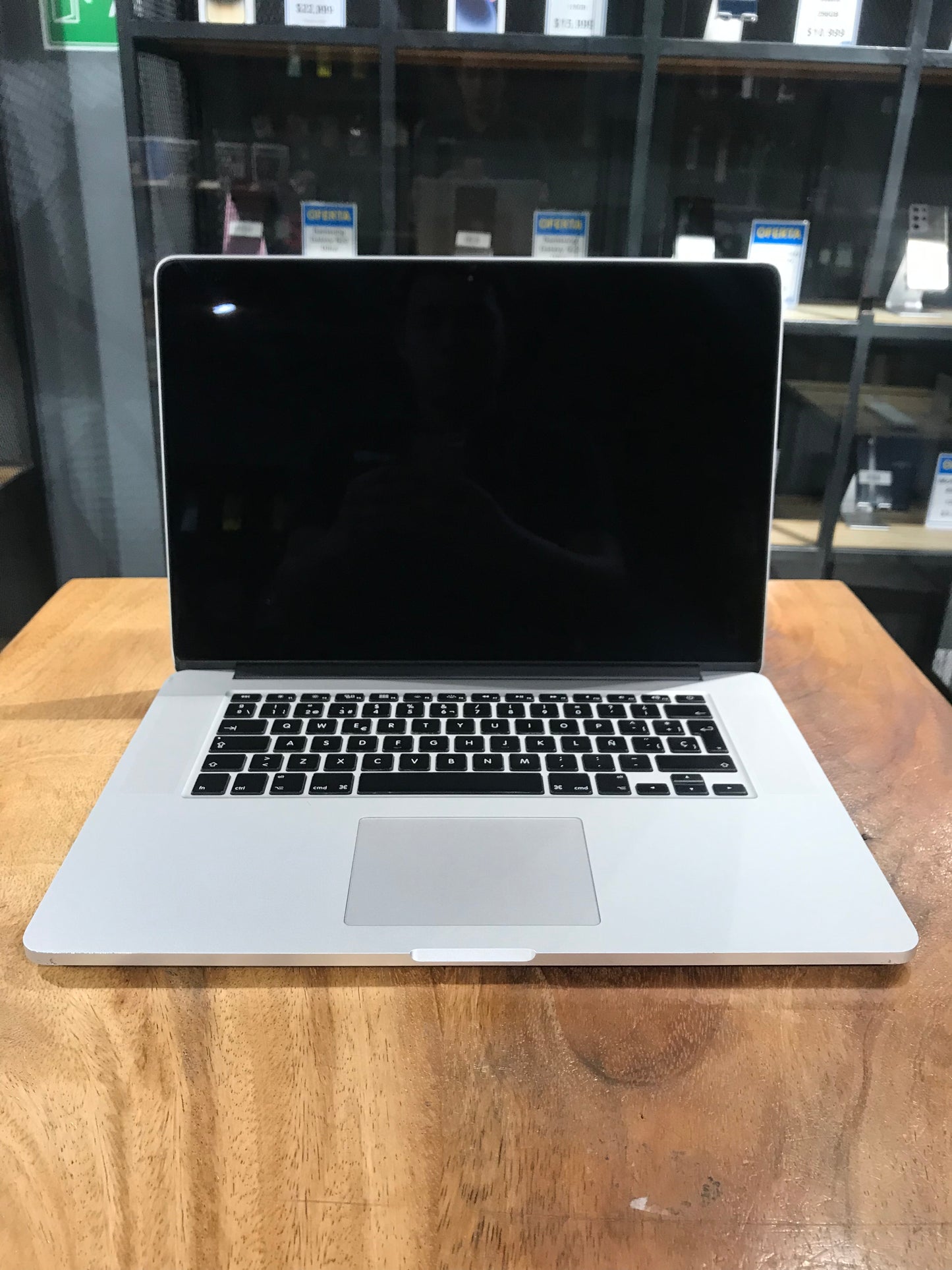 MacBook Pro 15" Retina 2015 (Producto Unico)