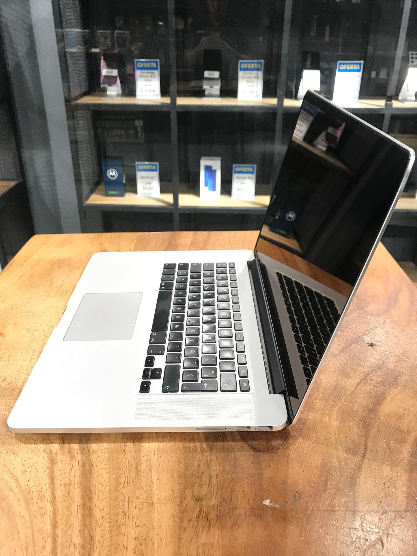 MacBook Pro 15" Retina 2015 (Producto Unico)