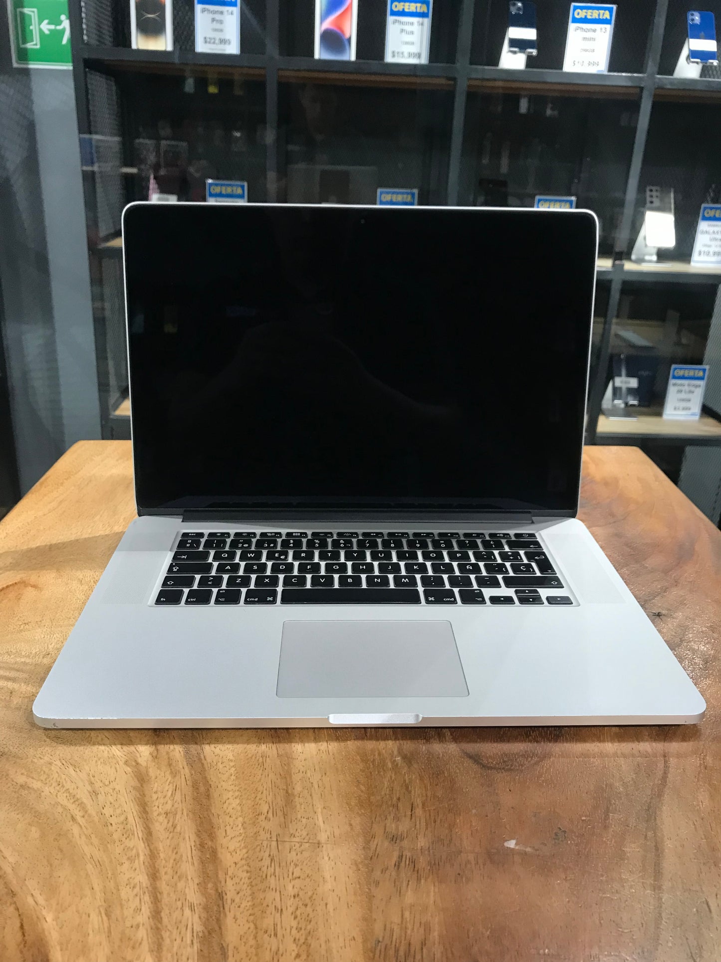 MacBook Pro 15" Retina 2015 (Producto Unico)