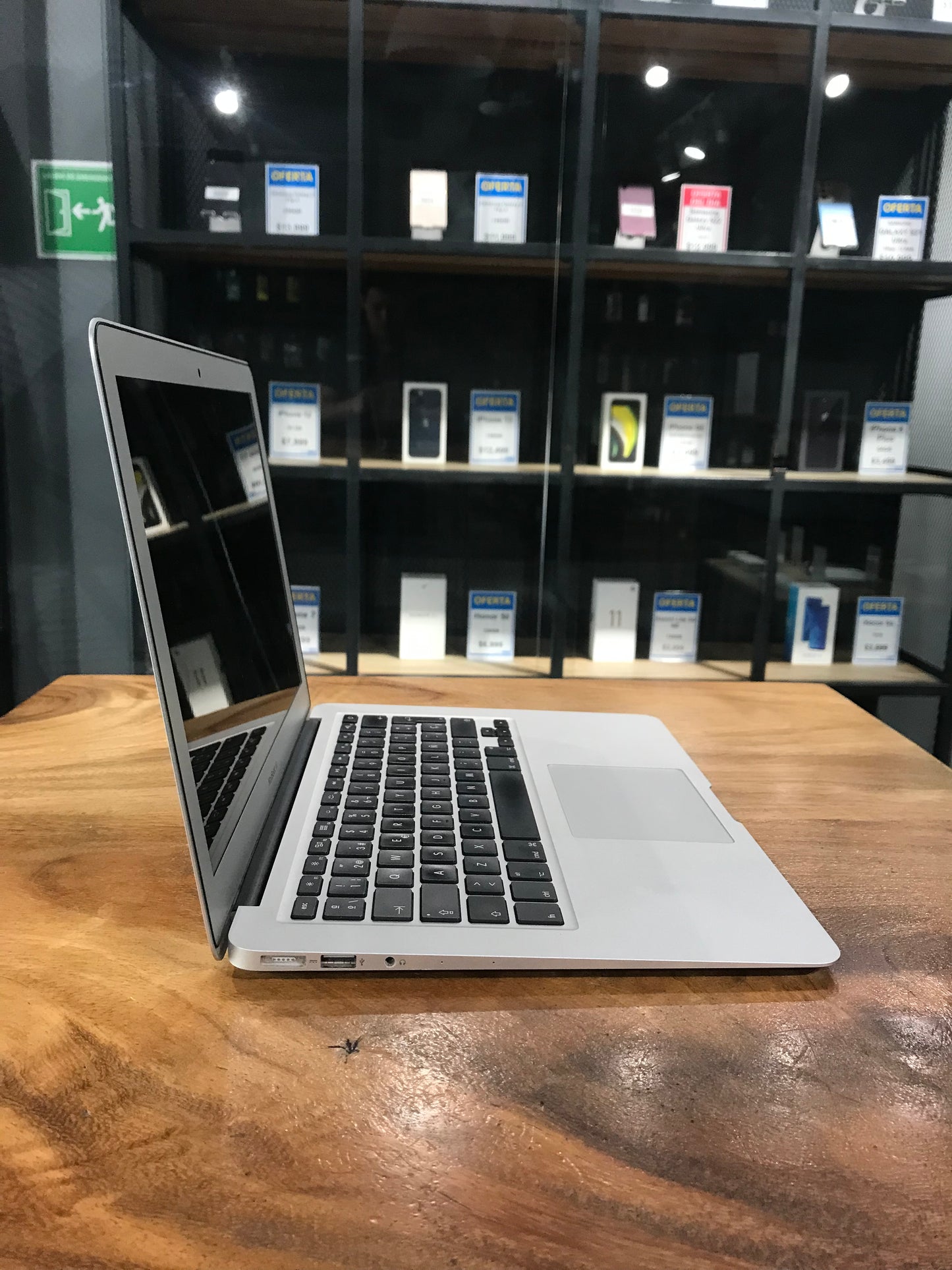 MacBook Air 13" 2014 (Producto Unico)