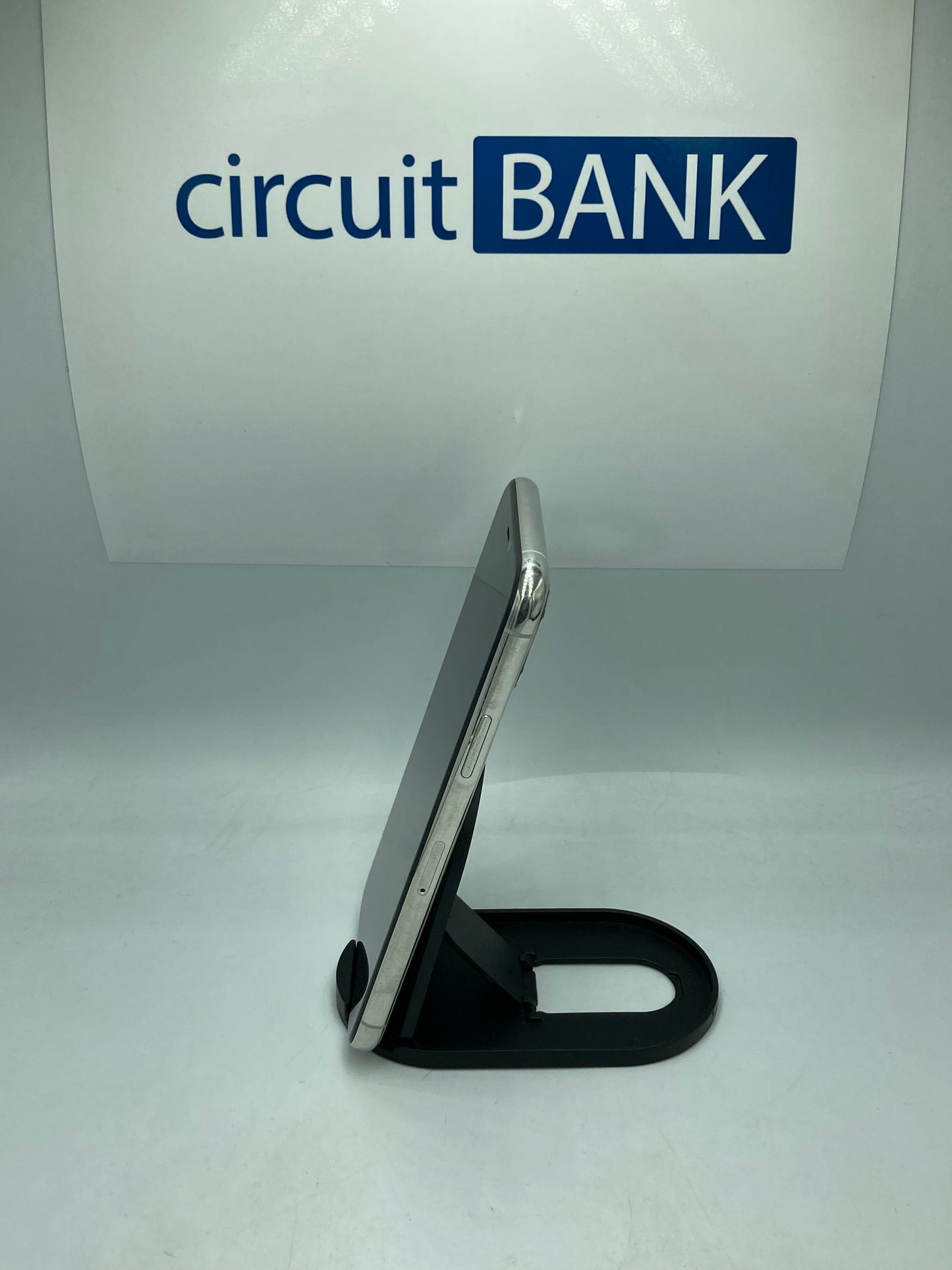 iPhone 11 Pro  64GB (Producto Unico)