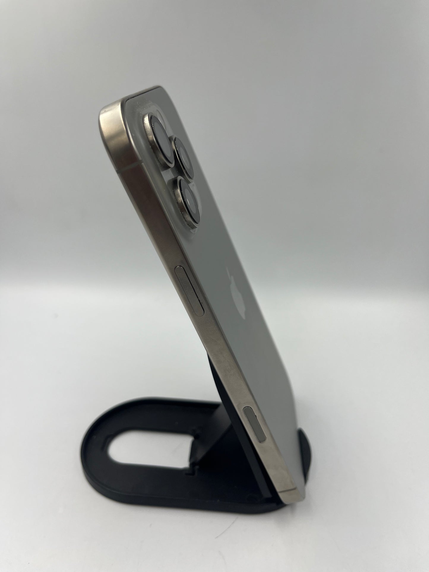 Apple iPhone 16 Pro Max 256 GB AT&T
