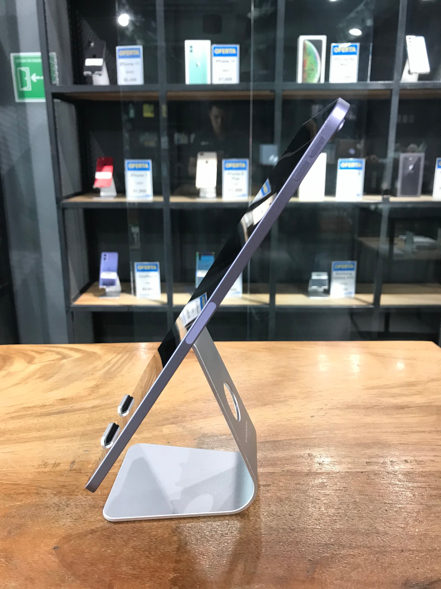 iPad Air 5th Gen Wi-Fi 64GB (Producto Unico)