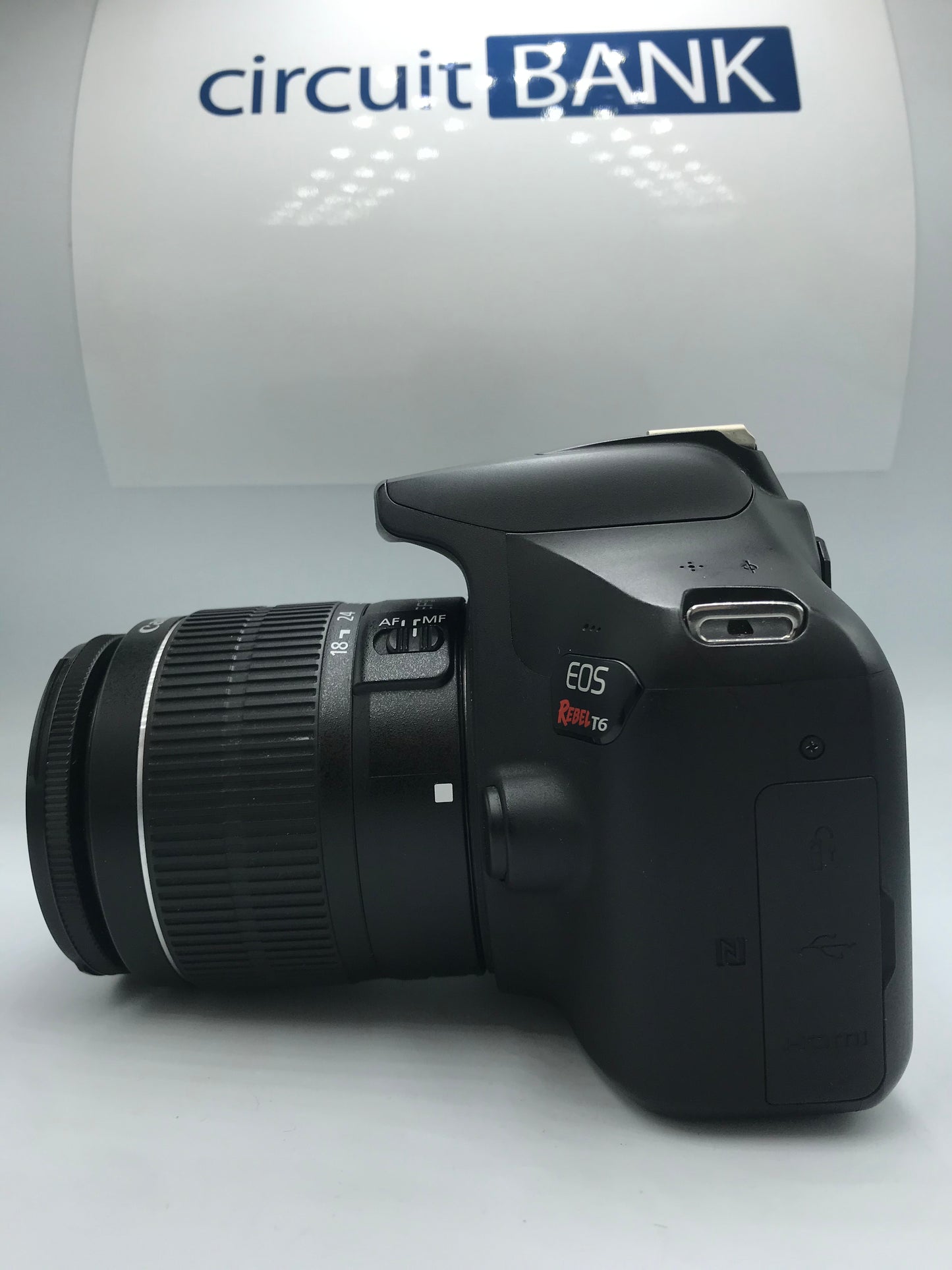 Canon EOS Rebel T6 (Producto Único)