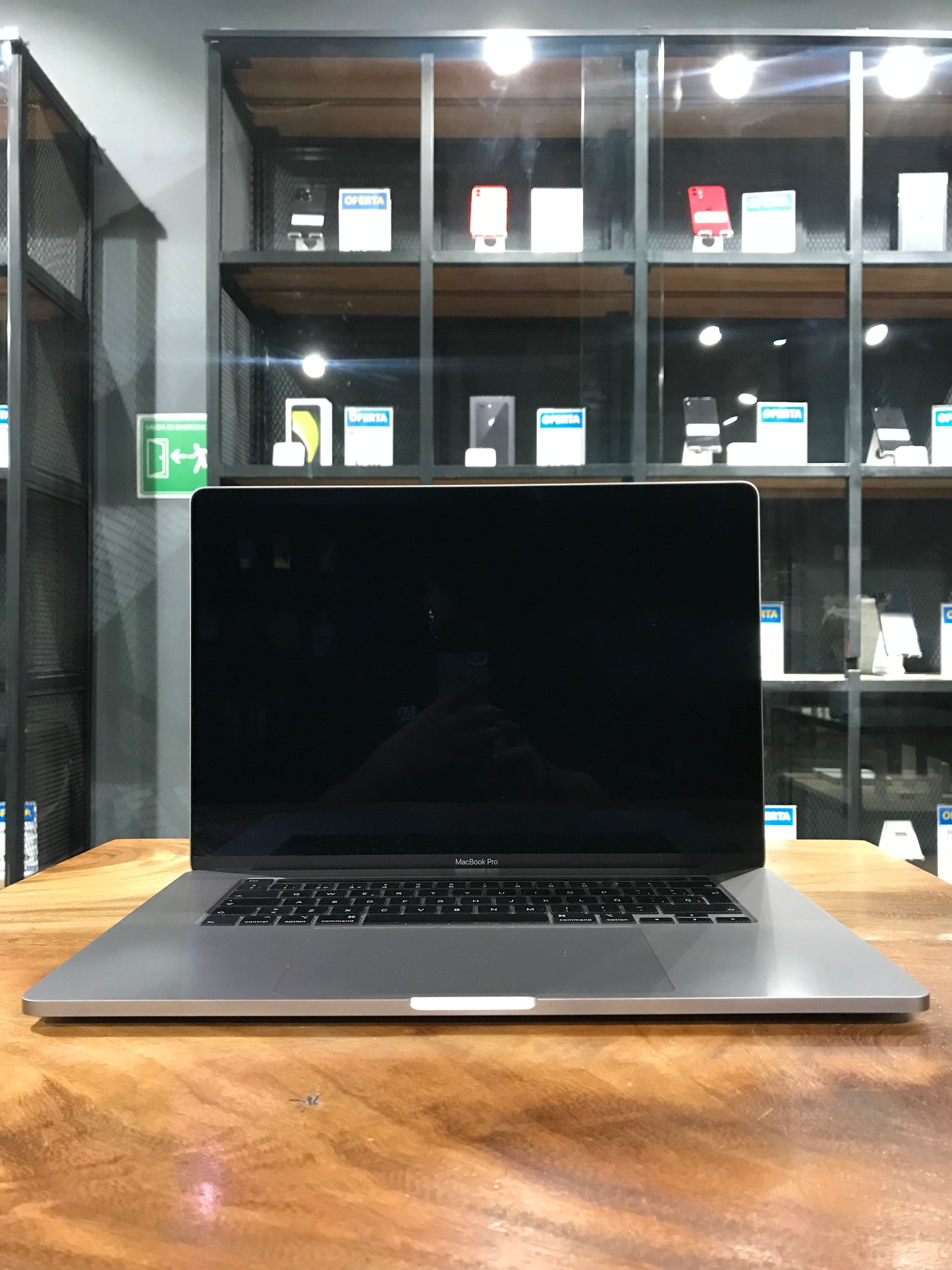 MacBook Pro TouchBar 16" 2019 (Producto Único)