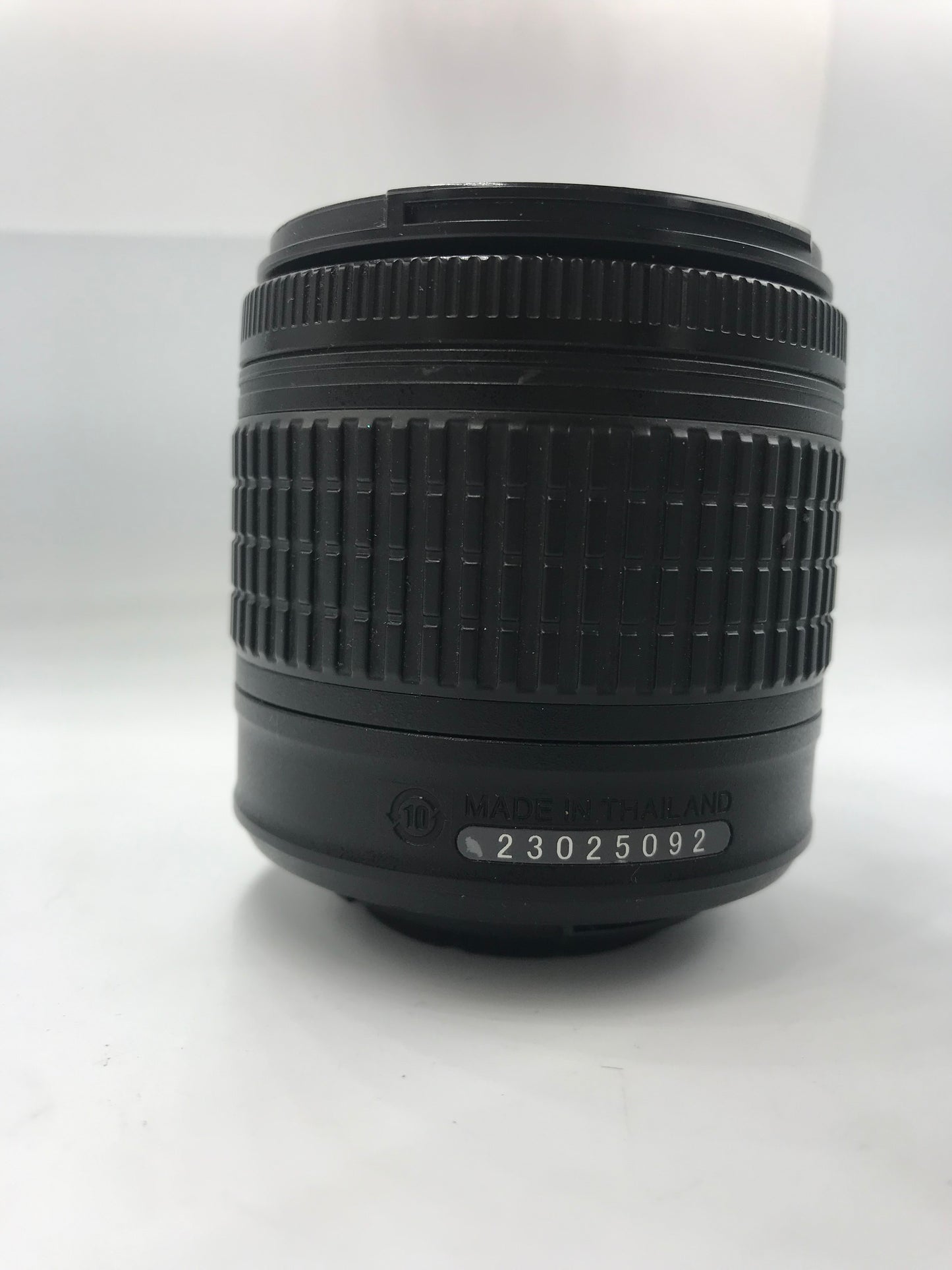Lente Nikon 18-55mm (Producto Único)