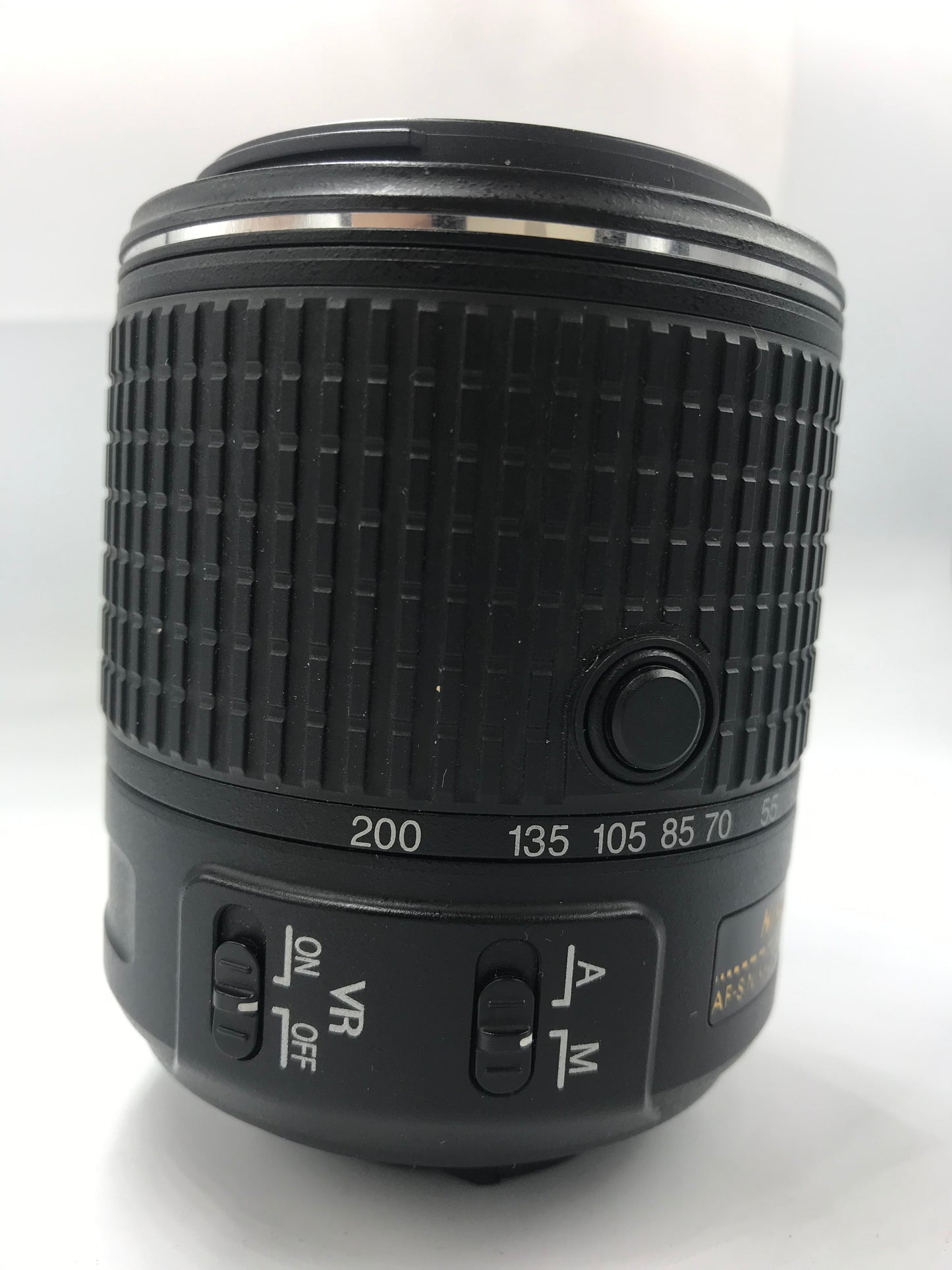 Lente Nikon 55-200mm (Producto Único)