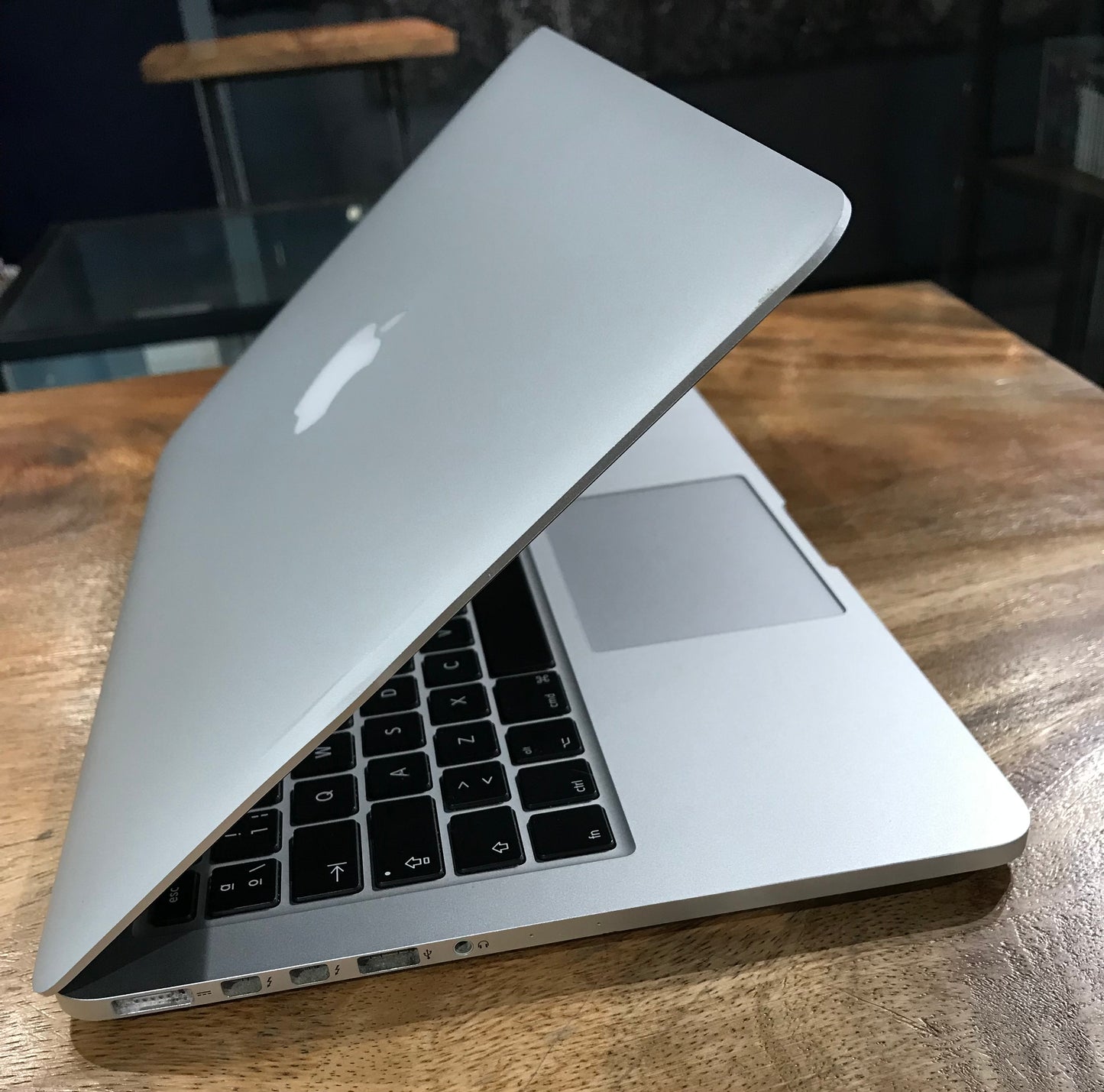 MacBook Pro 13" A1502 (Producto Unico)