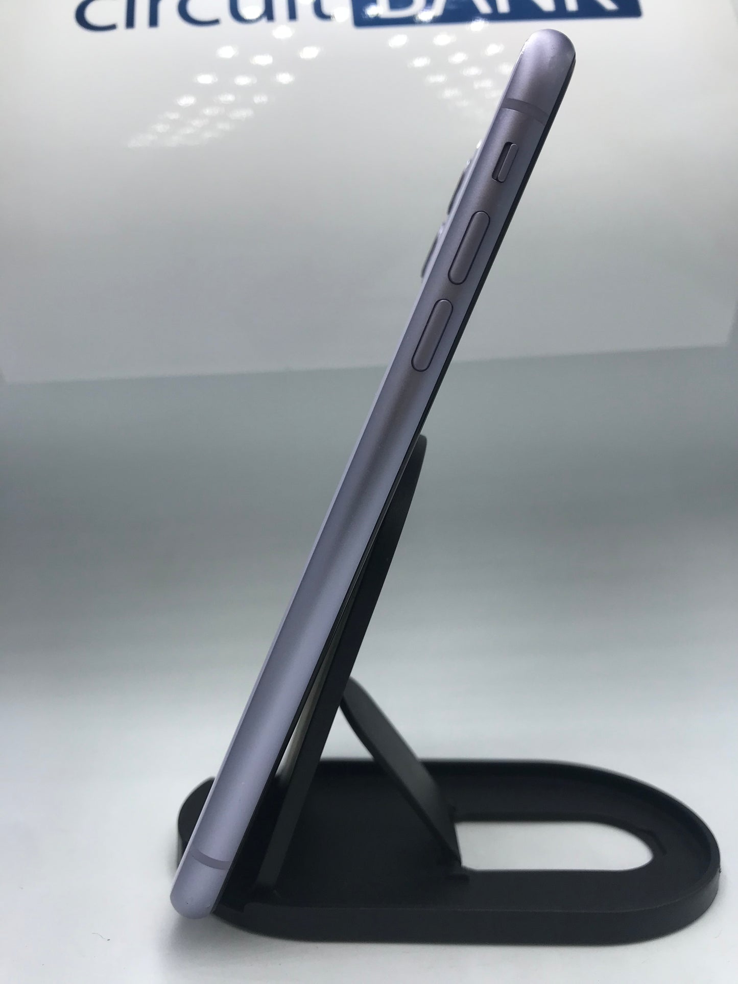 iPhone 11 128GB (Producto único)