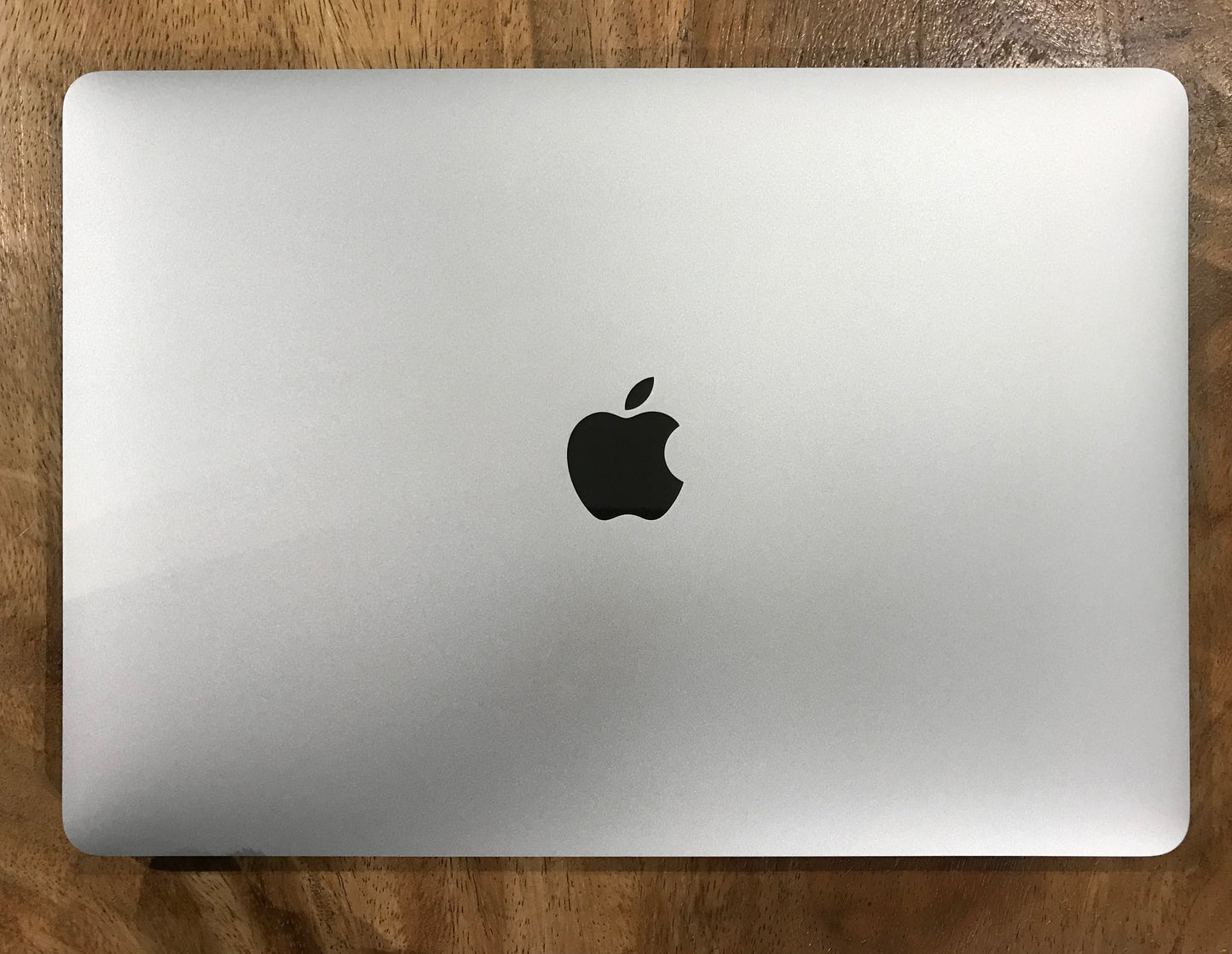 MacBook Air 13" 2019 128GB (Producto Único)